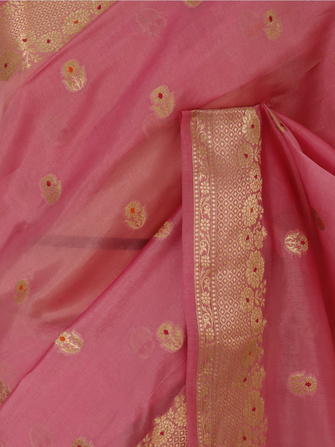 Rose pink with gold detailing Viscose Saree Banarasi saree full spread