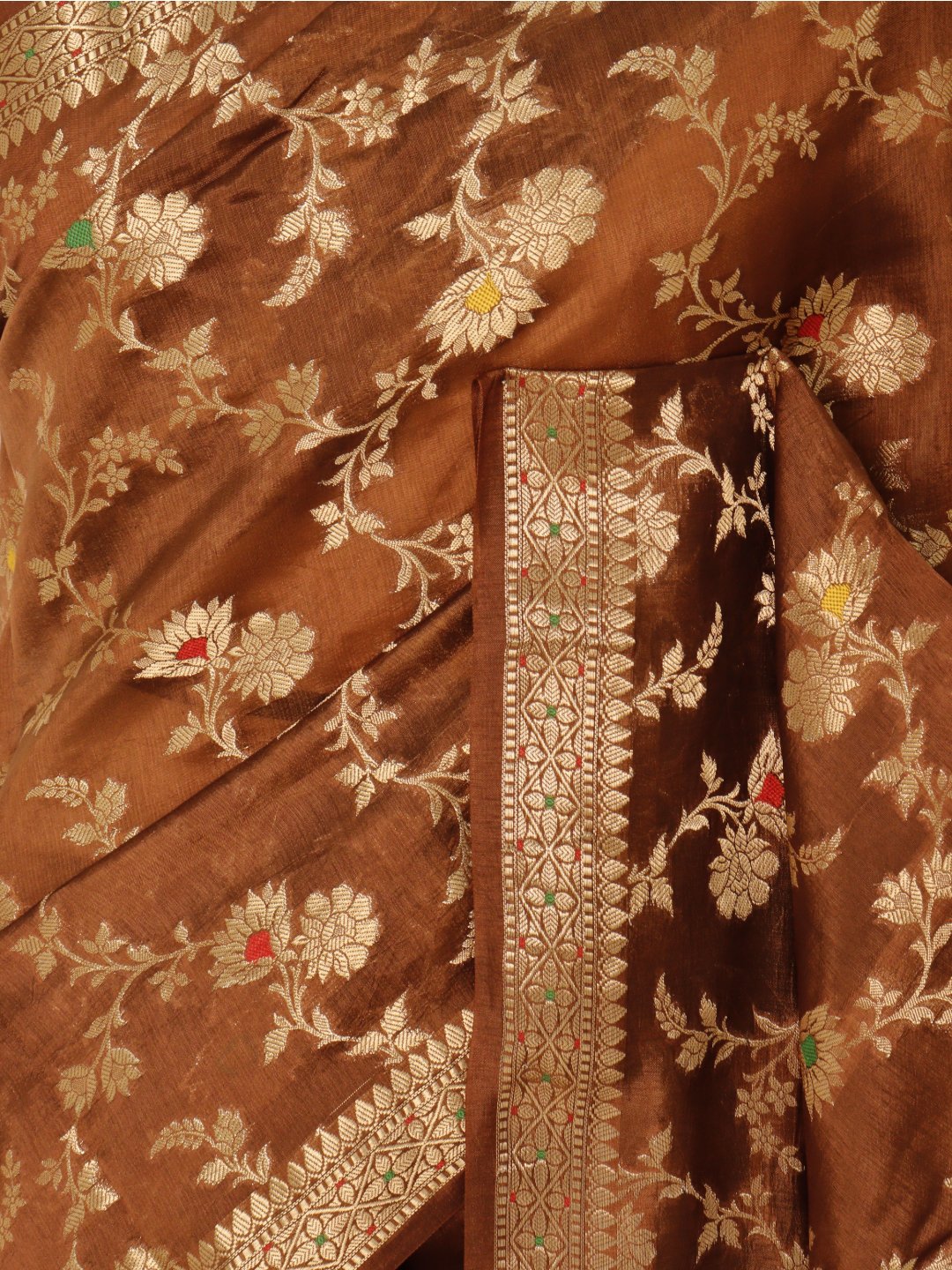 Copper brown with gold-toned detailing Viscose Saree Banarasi saree border closeup