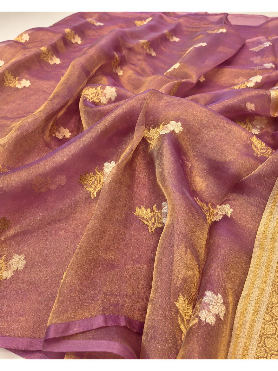 Mauve Tissue Silk Banarasi saree border closeup