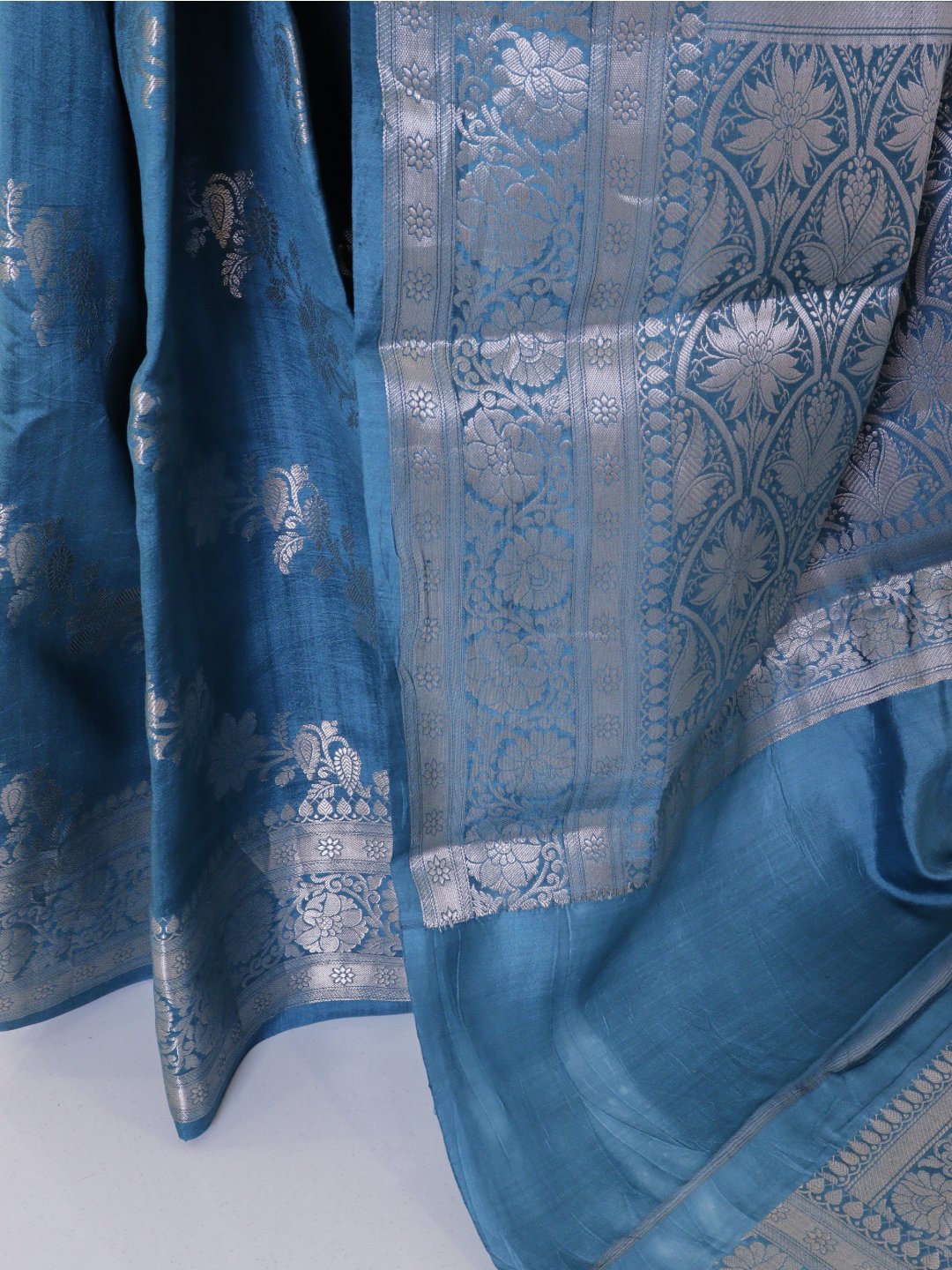 Teal blue with silver-toned detailing Chiniya Silk Banarasi saree blouse piece