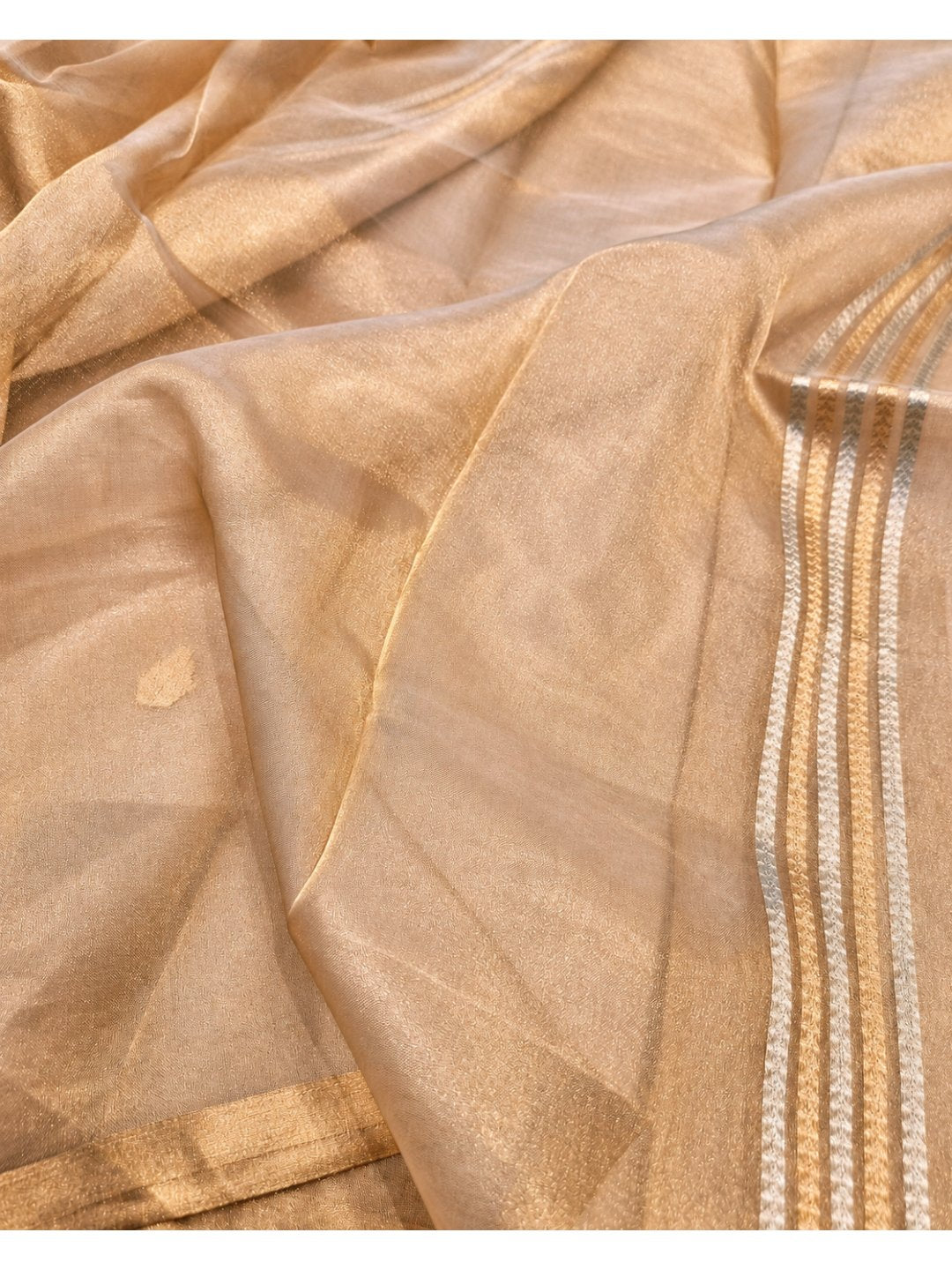 Gold Tissue Silk Banarasi saree full spread