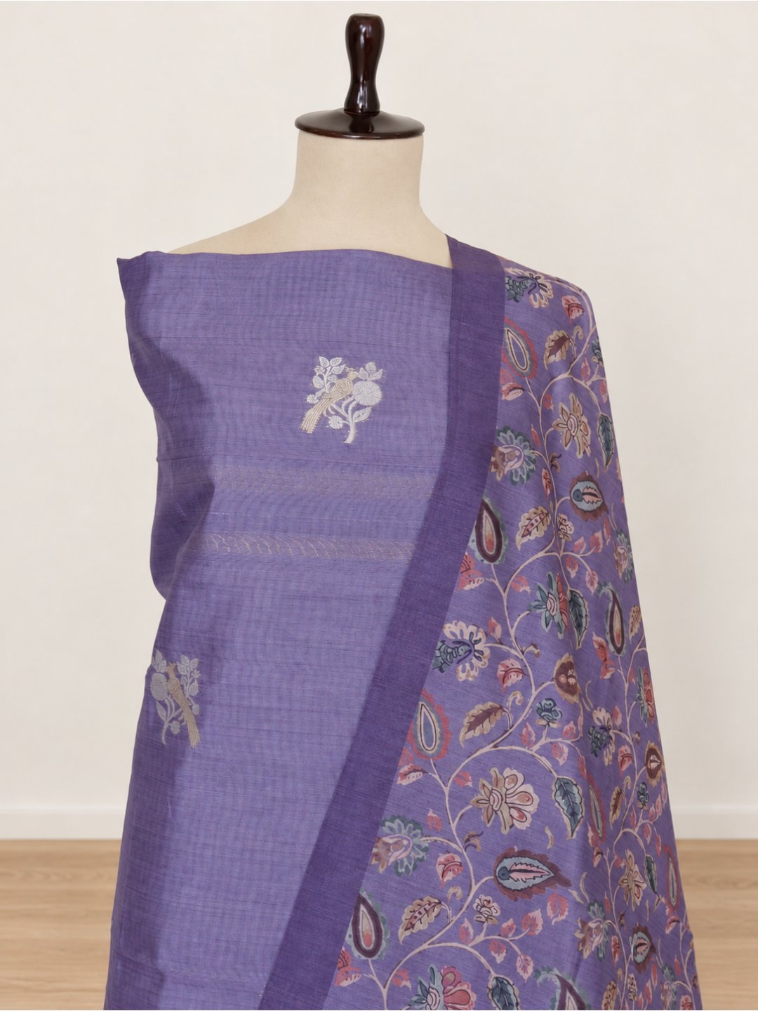 Soft lavender purple with silver-toned motifs Cotton Banarasi suit dupatta detail