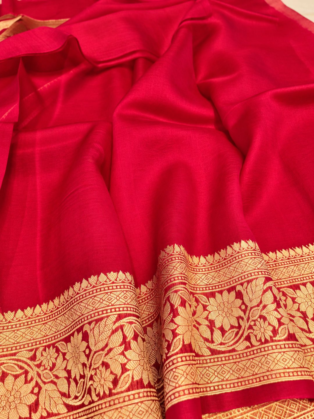 Cherry Pink Kora Silk Banarasi saree texture detail