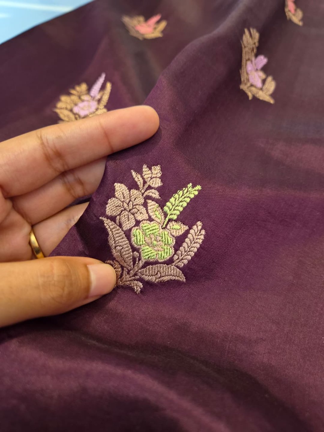 Deep Maroon Katan Silk Banarasi saree pallu detail