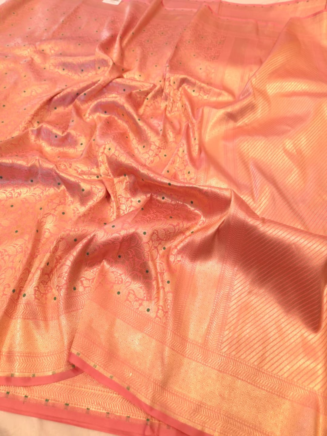 Baby Pinkl Katan Silk Banarasi saree pallu detail