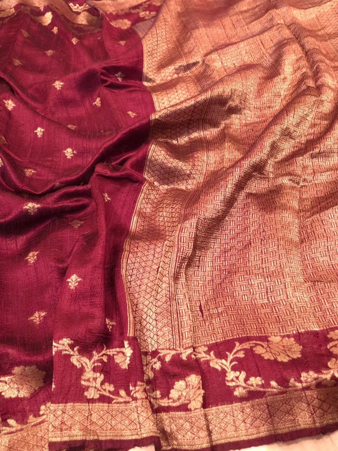 Maroon Tussar Silk Banarasi saree pallu detail