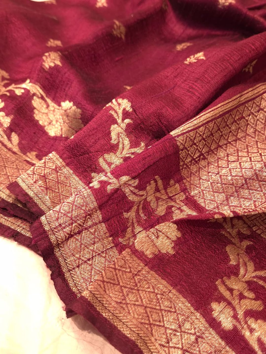 Maroon Tussar Silk Banarasi saree border closeup