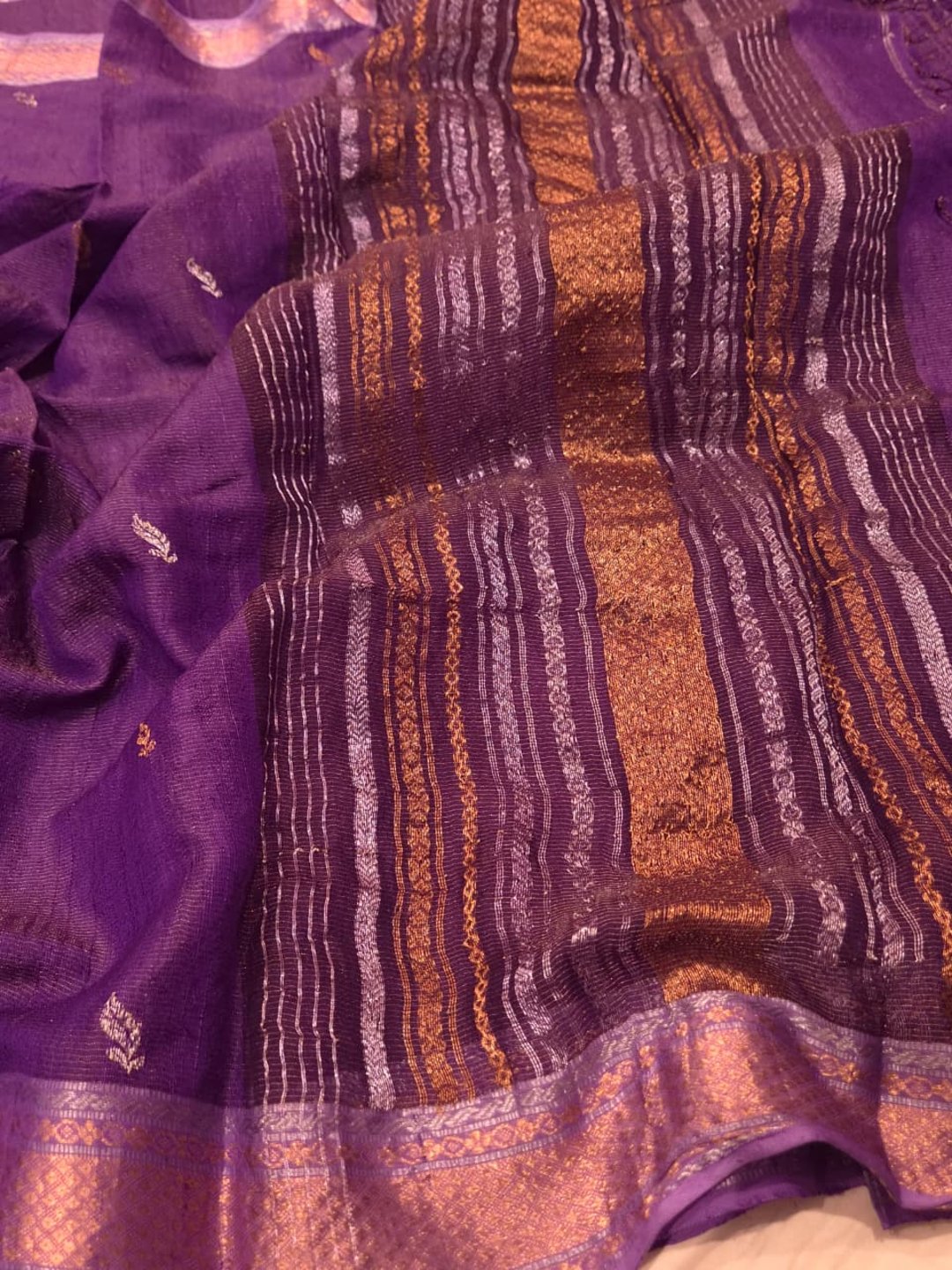 Deep Purple Tussar Silk Banarasi saree pallu detail