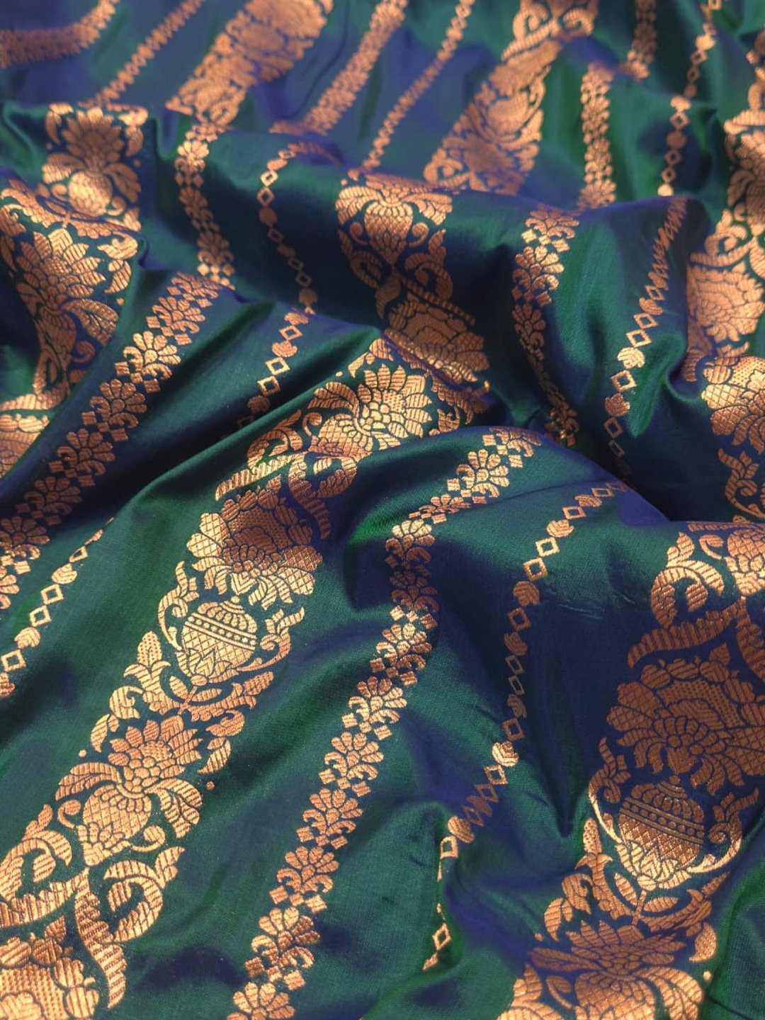 Peacock blue Katan Silk Banarasi saree blouse piece