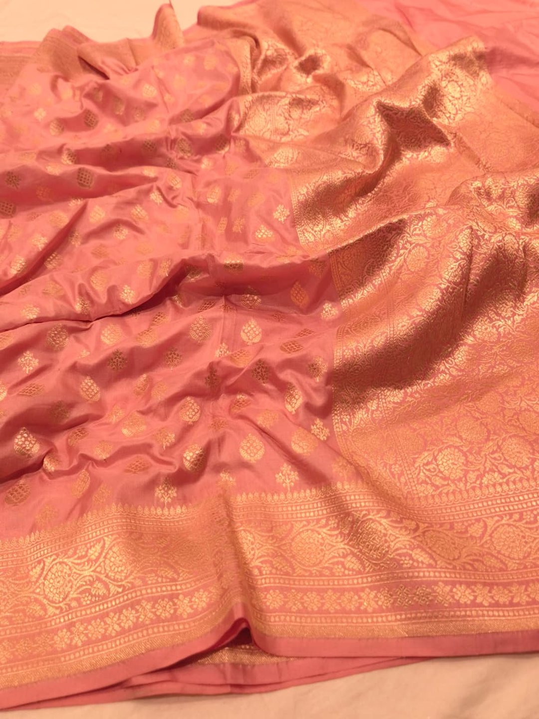 Light PInk Katan Silk Banarasi saree pallu detail