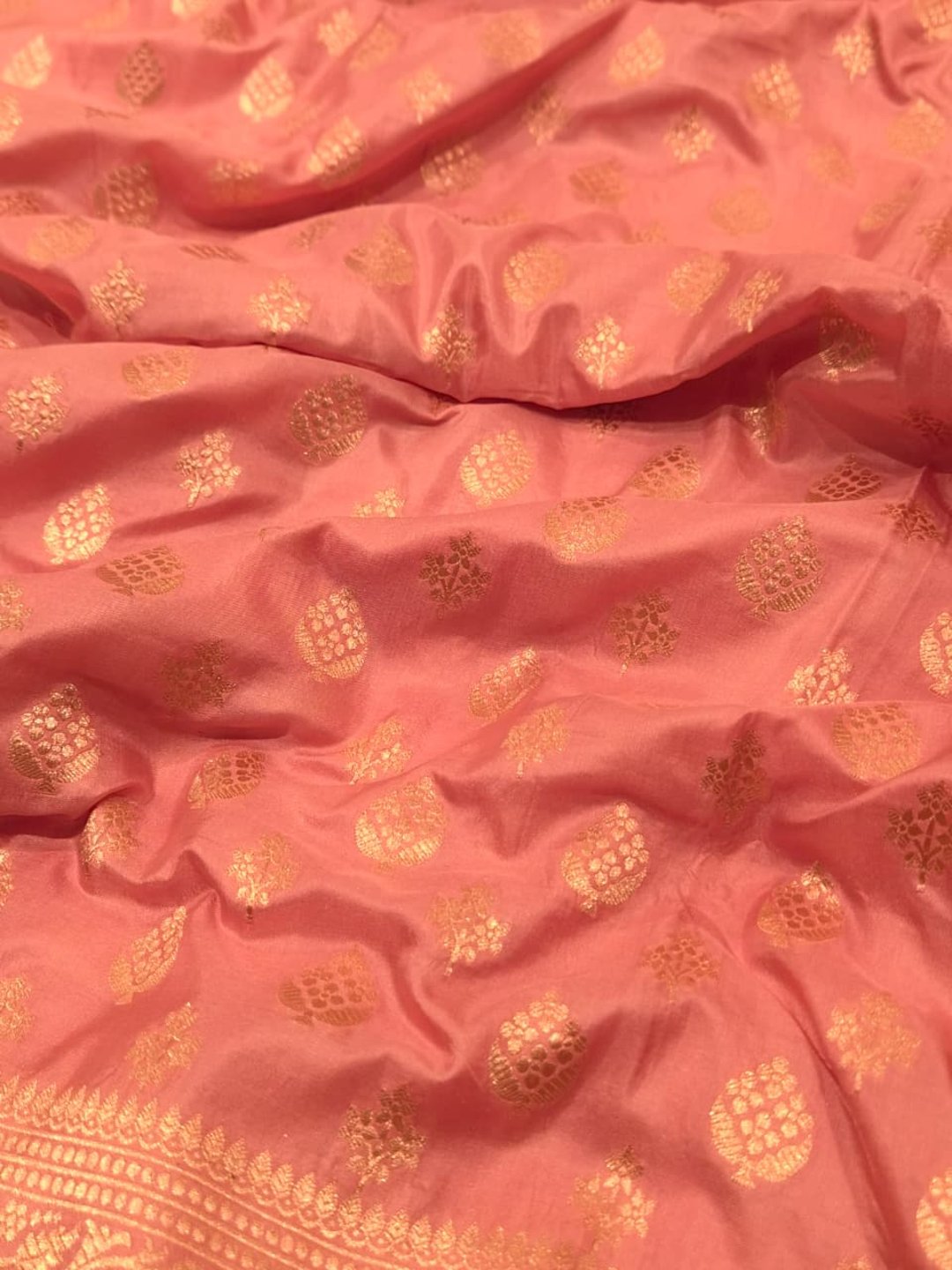 Light PInk Katan Silk Banarasi saree border closeup