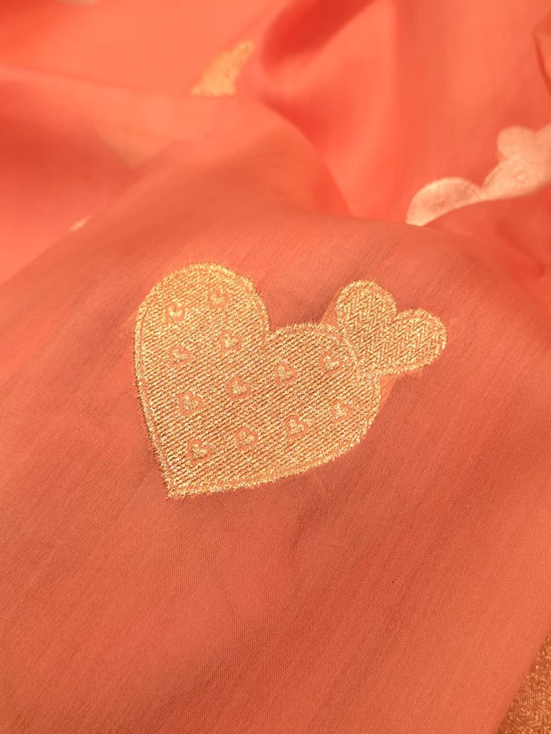 Peach Kora Silk Banarasi saree pallu detail
