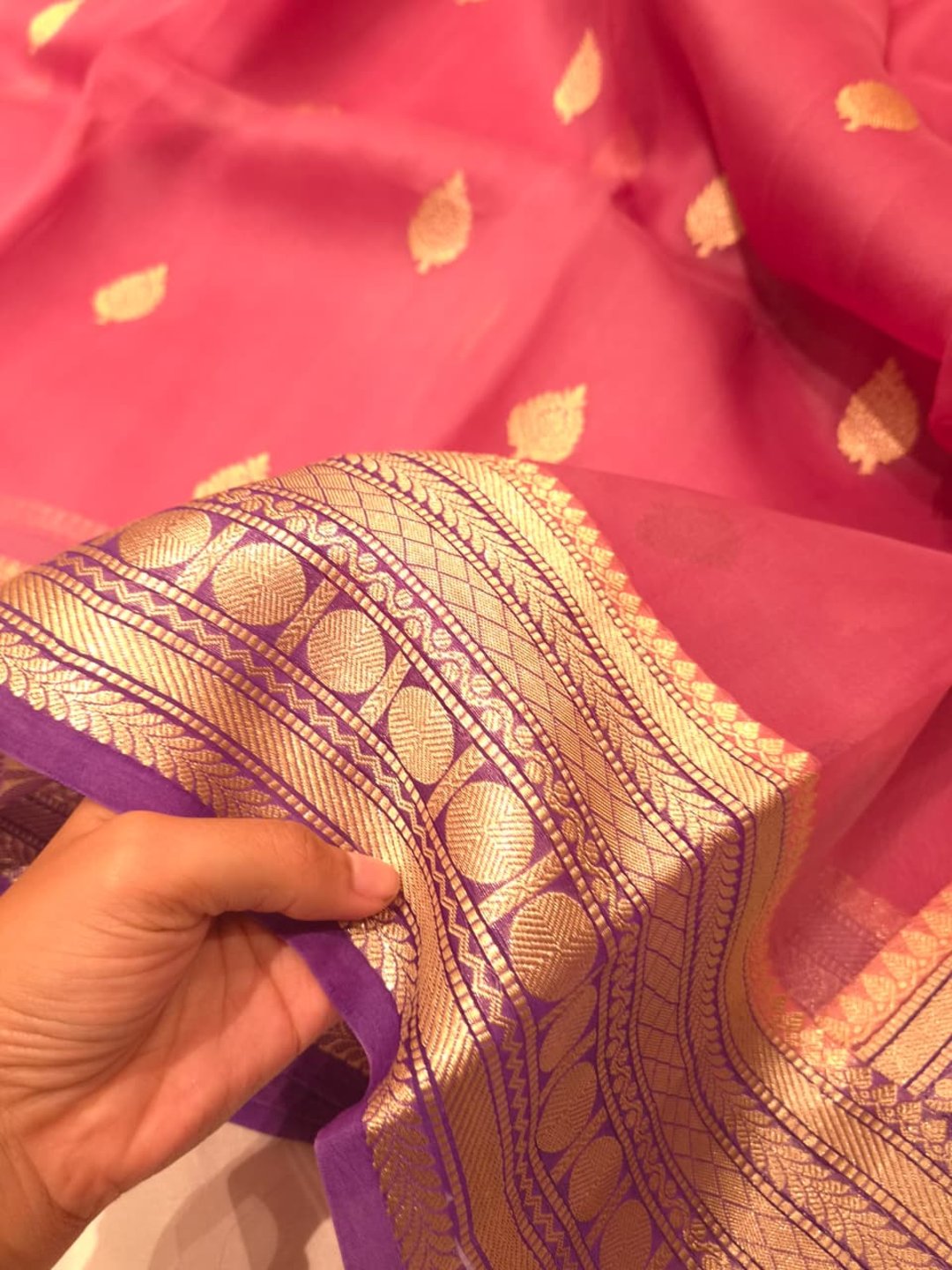 Peach with Purple border shade Kora Silk Banarasi saree border closeup