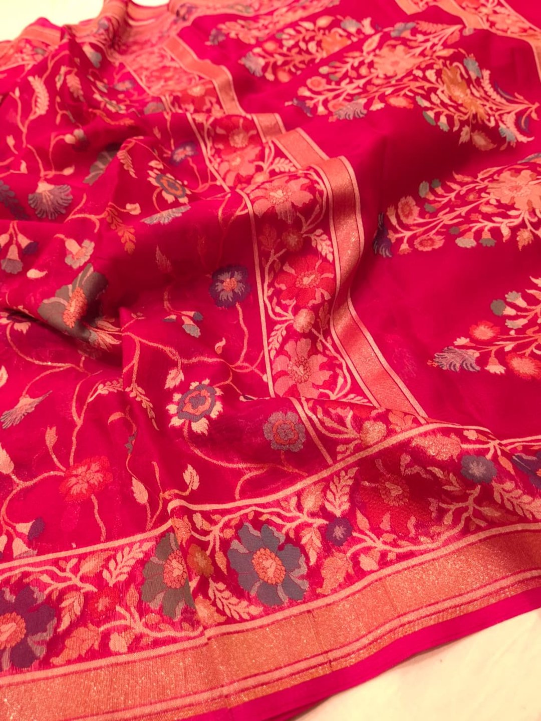 Rani Pink Kora Silk Banarasi saree pallu detail