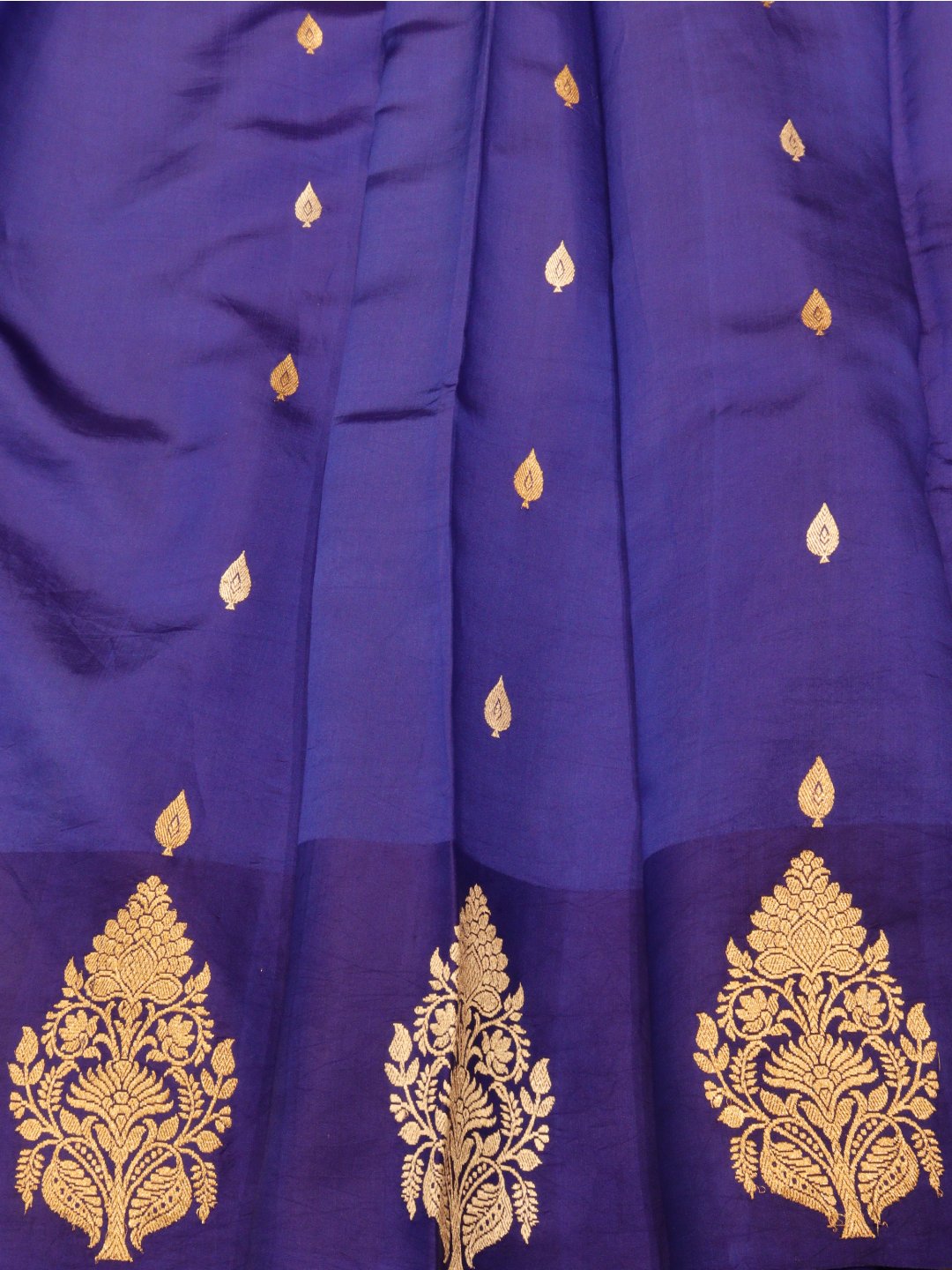 Royal Blue Katan Silk Banarasi saree border closeup