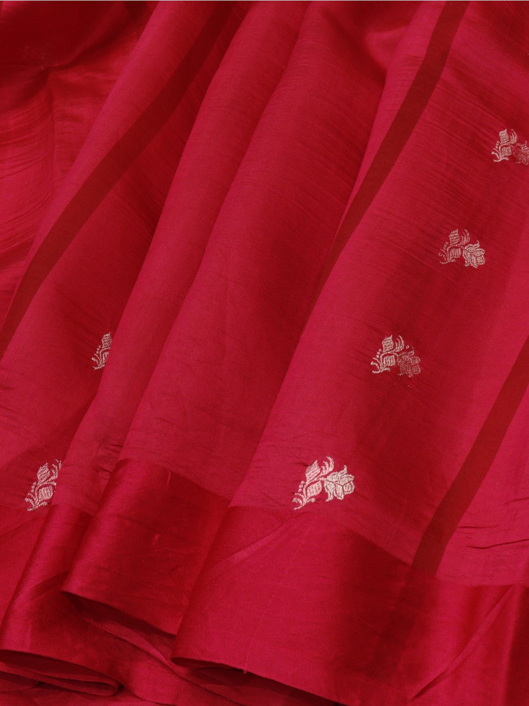 Deep Pink Katan Silk Banarasi saree pallu detail