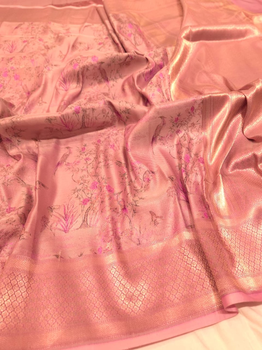 Light Pink Mulbari silk Banarasi saree pallu detail