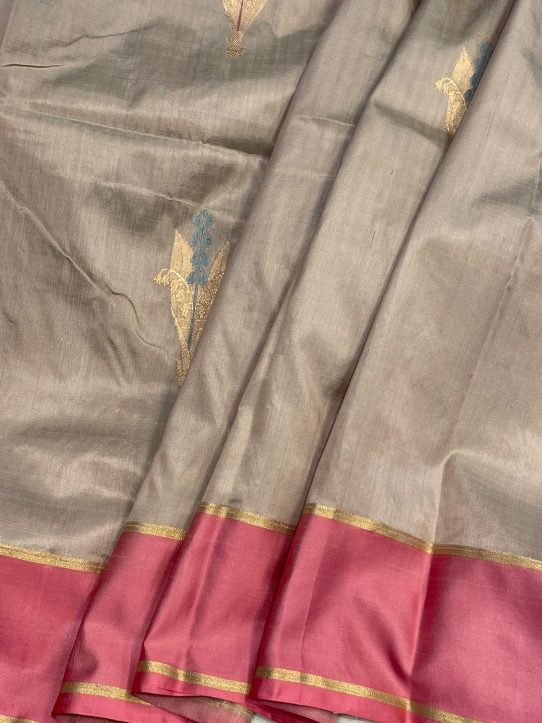 Onion pink with pink patta border Satin Silk Banarasi saree blouse piece