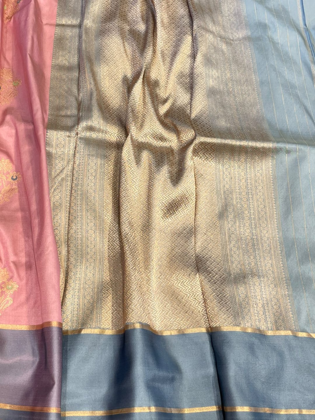 Light pink with grey patta border Satin Silk Banarasi saree border closeup