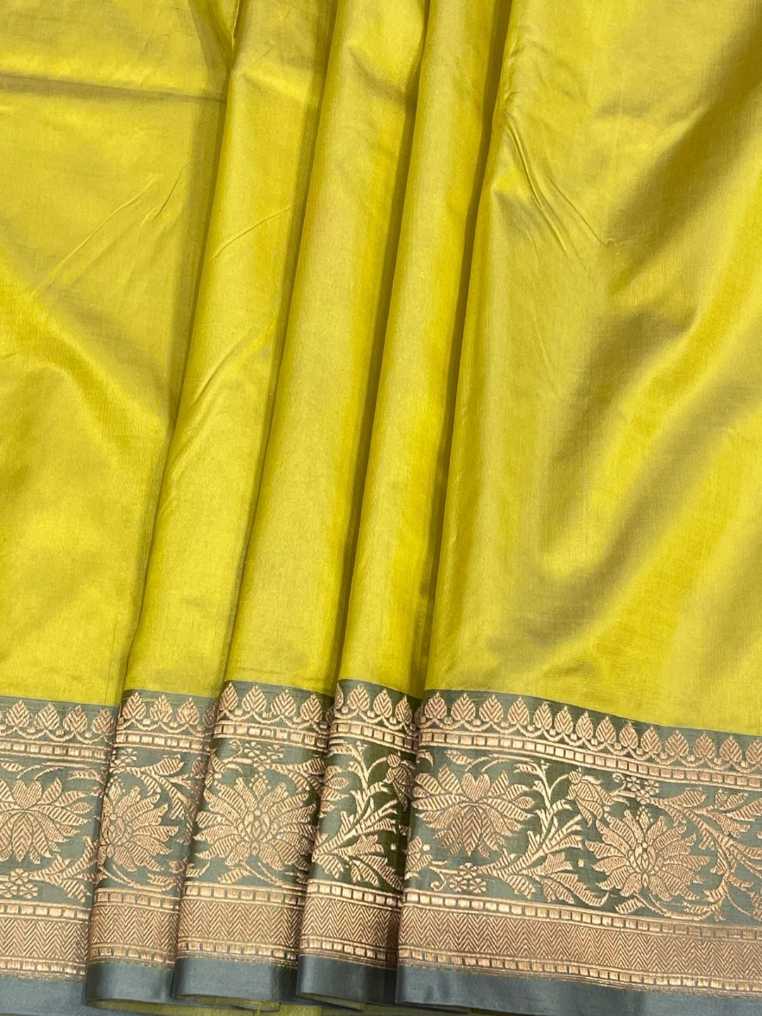 Lime Yellow with Grey Meenakari border Satin Silk Banarasi saree border closeup