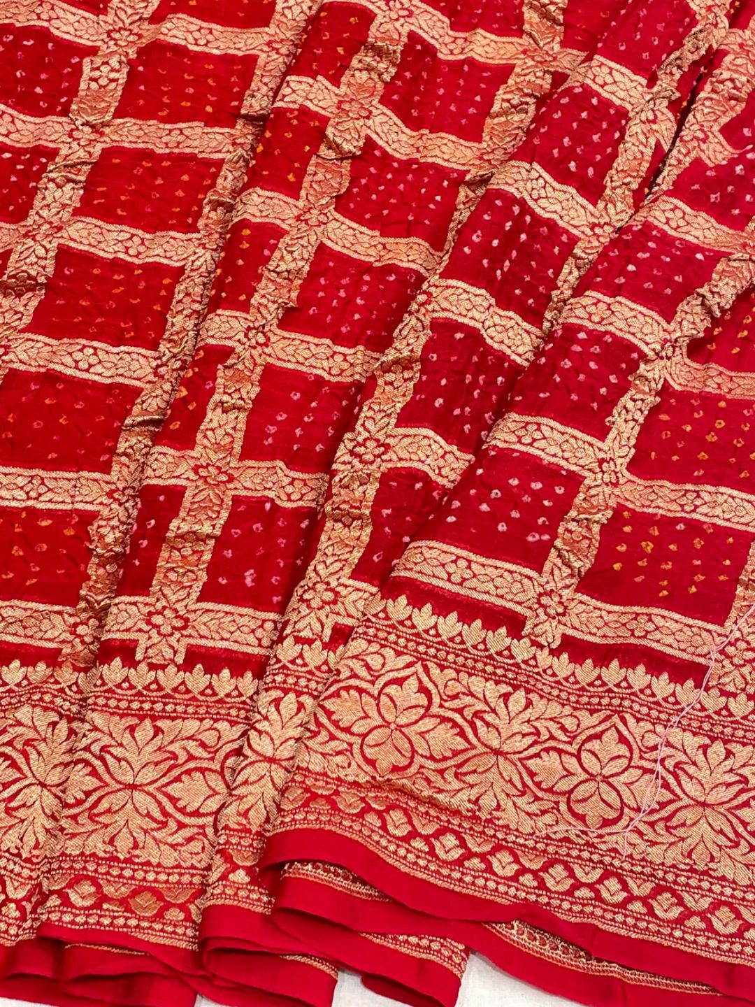Red Bandhani Banarasi saree front drape view