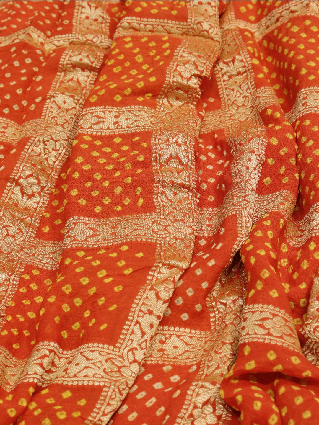 Orange Bandhani Banarasi saree pallu detail