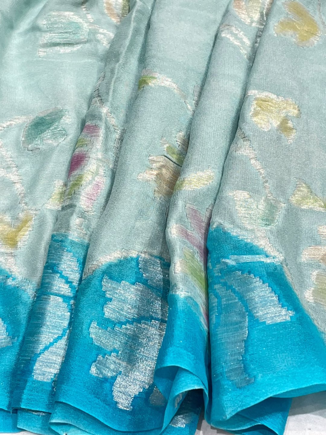 Light Sea Blue with sky blue border Chiffon Banarasi saree pallu detail