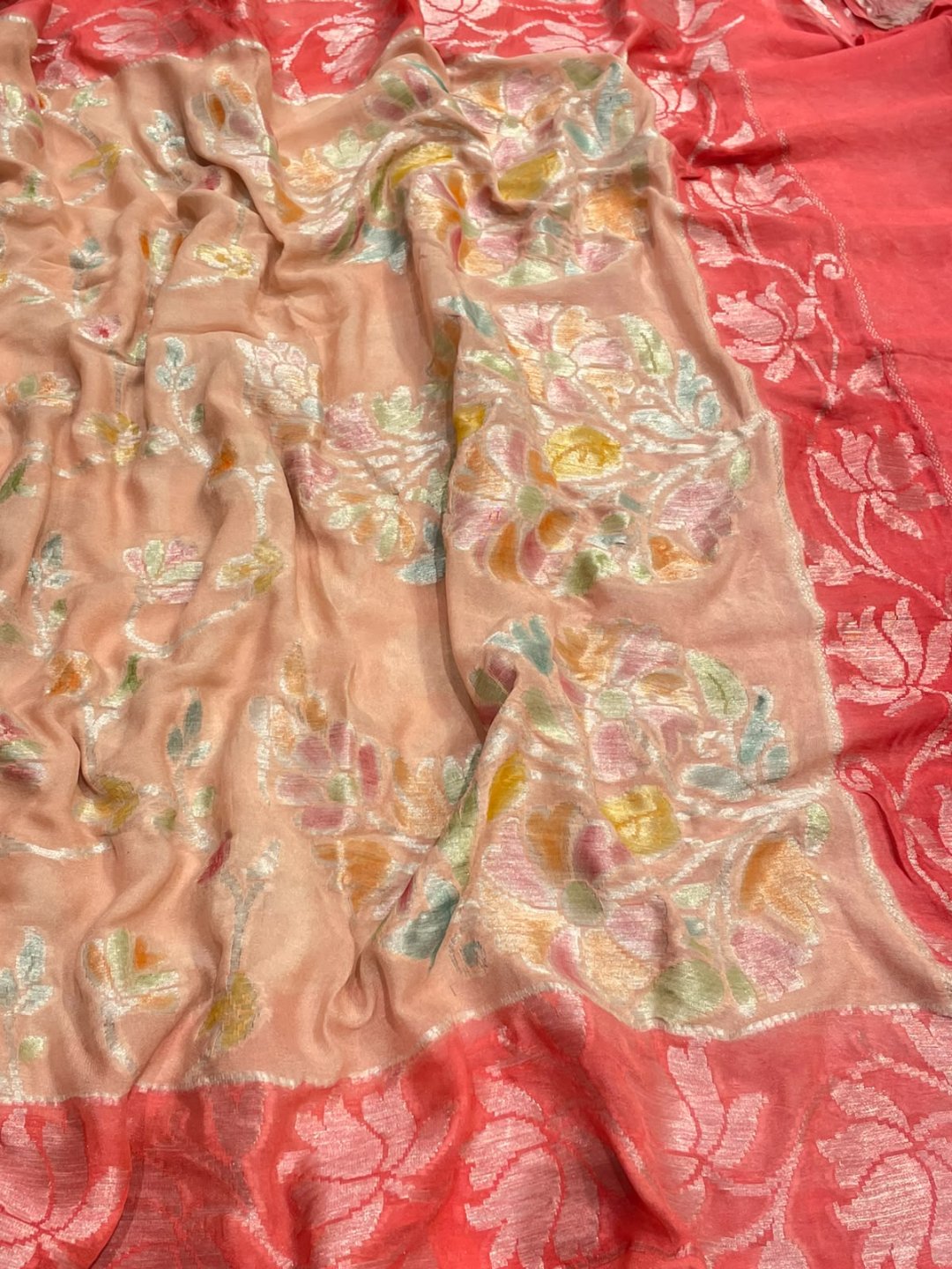 Peach with coral pink border Chiffon Banarasi saree border closeup