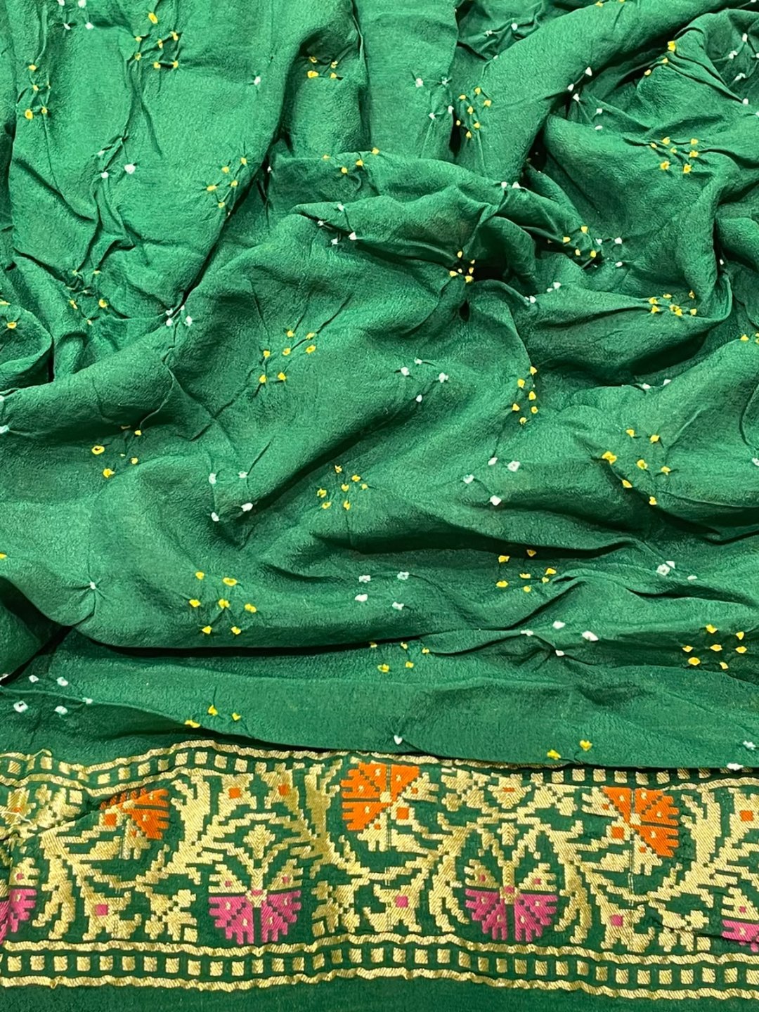 Bottle green with Golden floral work Bandhani Banarasi saree full spread