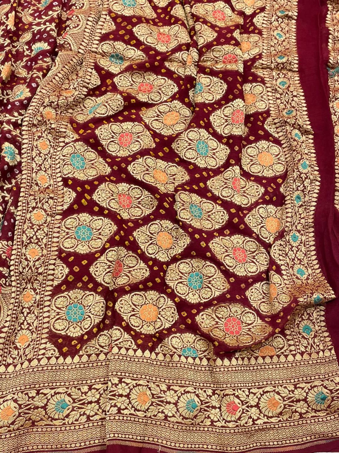 Dark Maroon with Golden floral work Bandhani Banarasi saree pallu detail