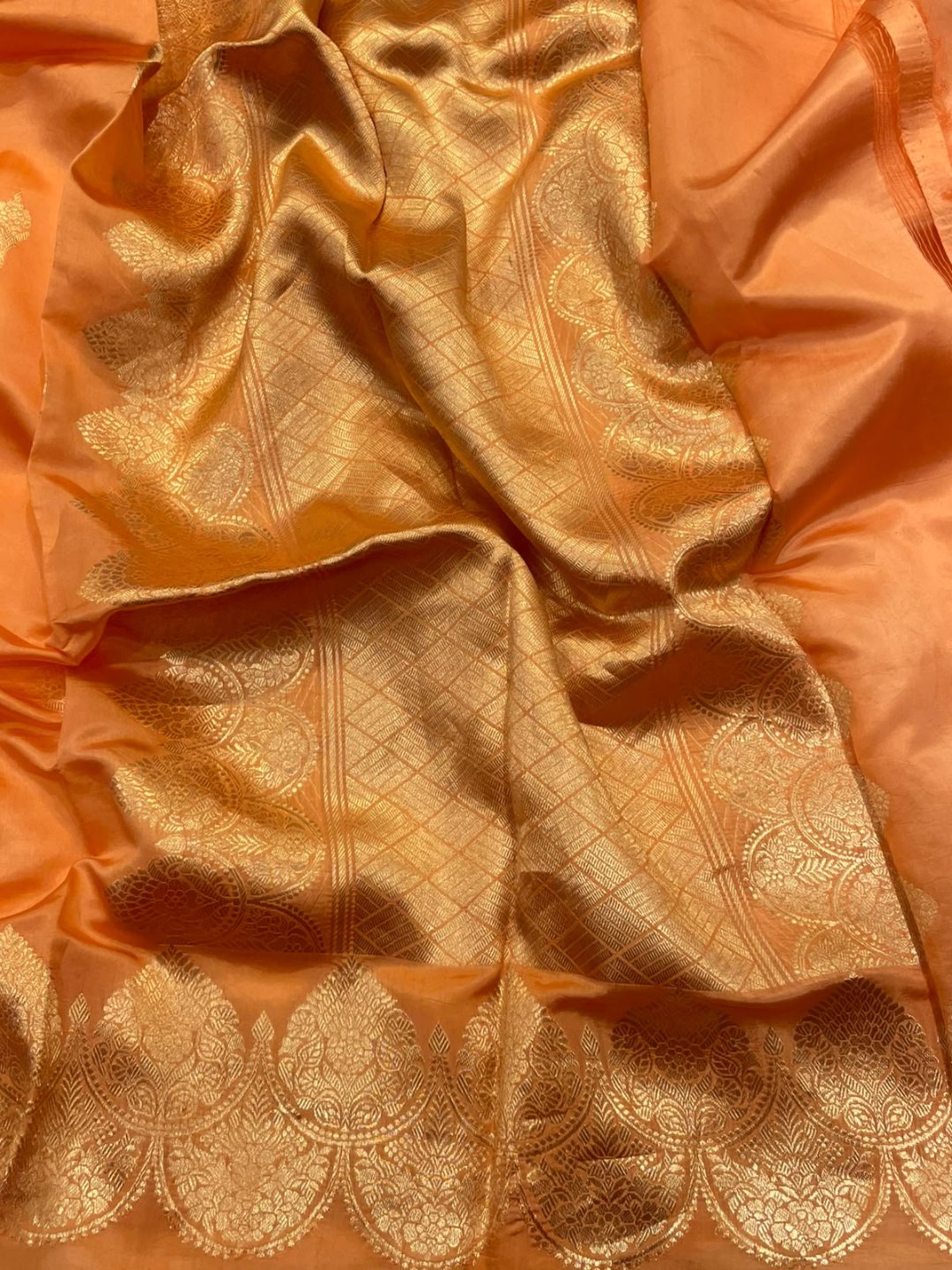 Peach Katan Silk Banarasi saree pallu detail
