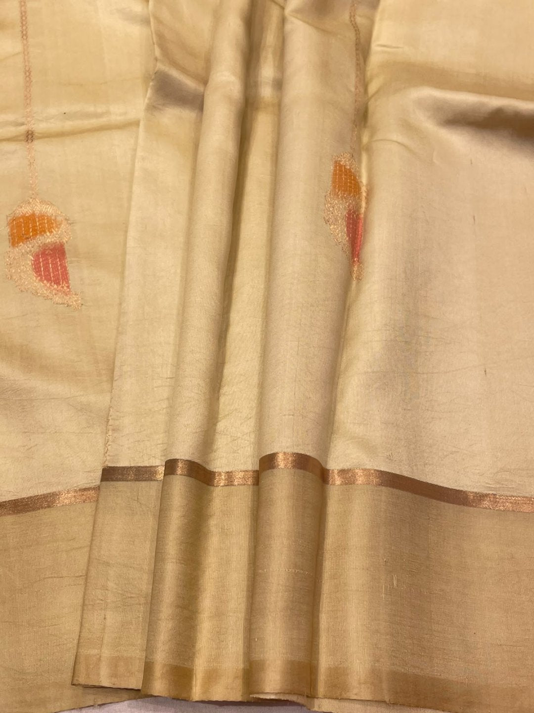 Ivory with Orange and Pink shade Katan Silk Banarasi saree full spread