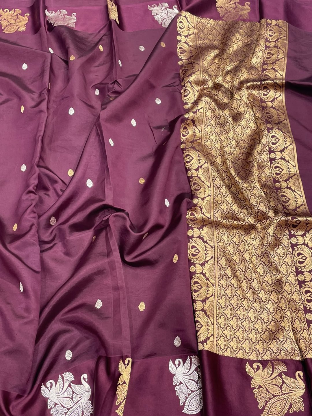 Deep Maroon Katan Silk Banarasi saree pallu detail