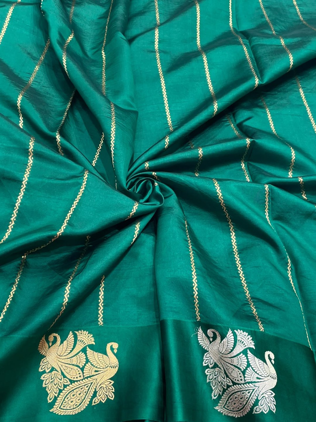 Dark Green Katan Silk Banarasi saree full spread