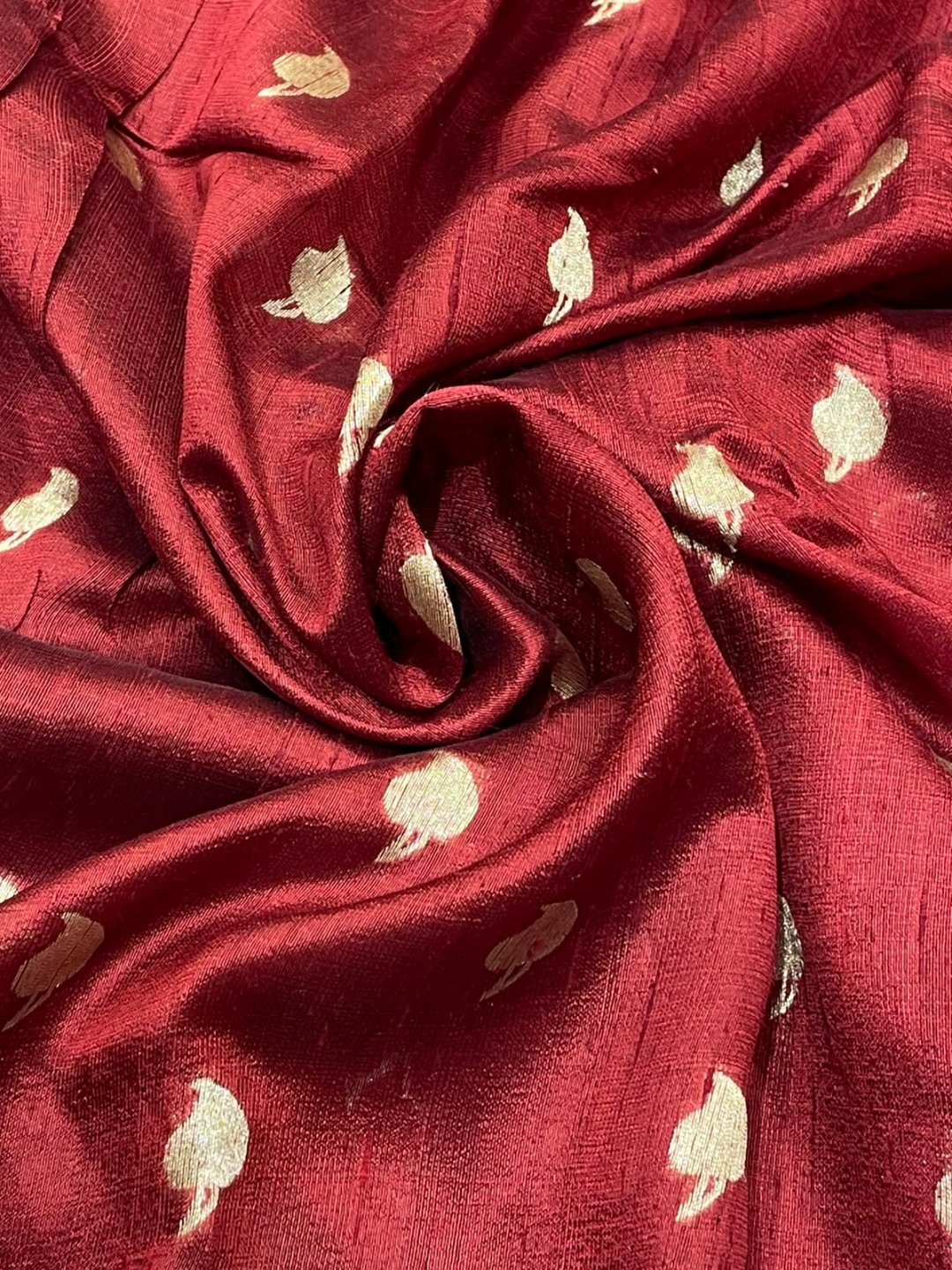Dark Red Dupion Silk Banarasi saree border closeup