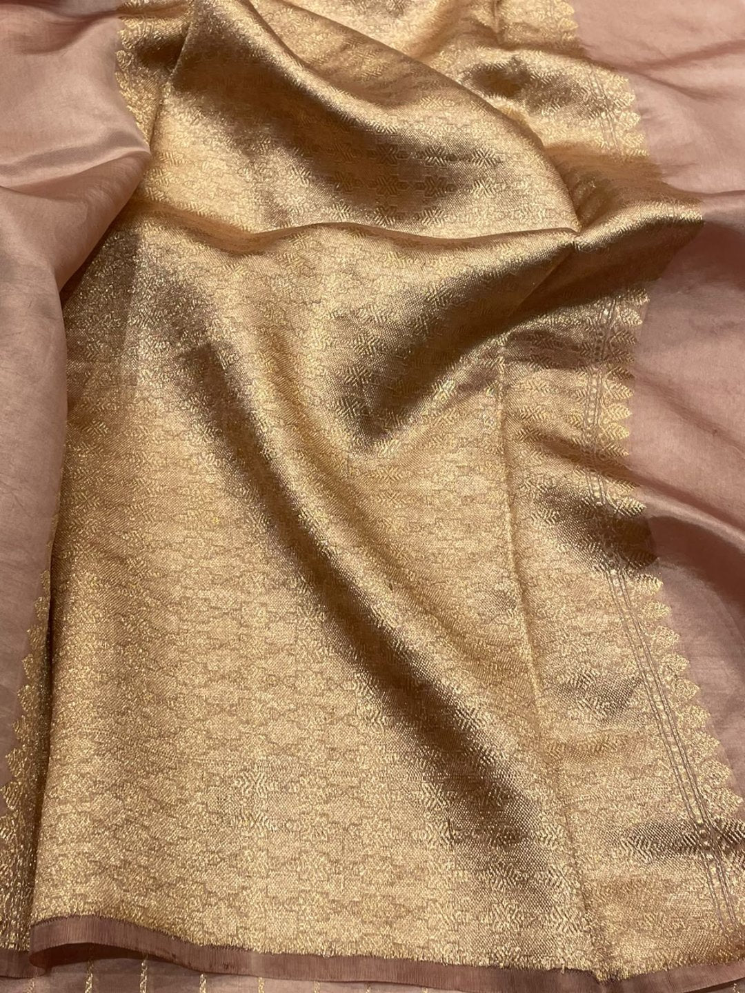 Light peach Katan Silk Banarasi saree pallu detail