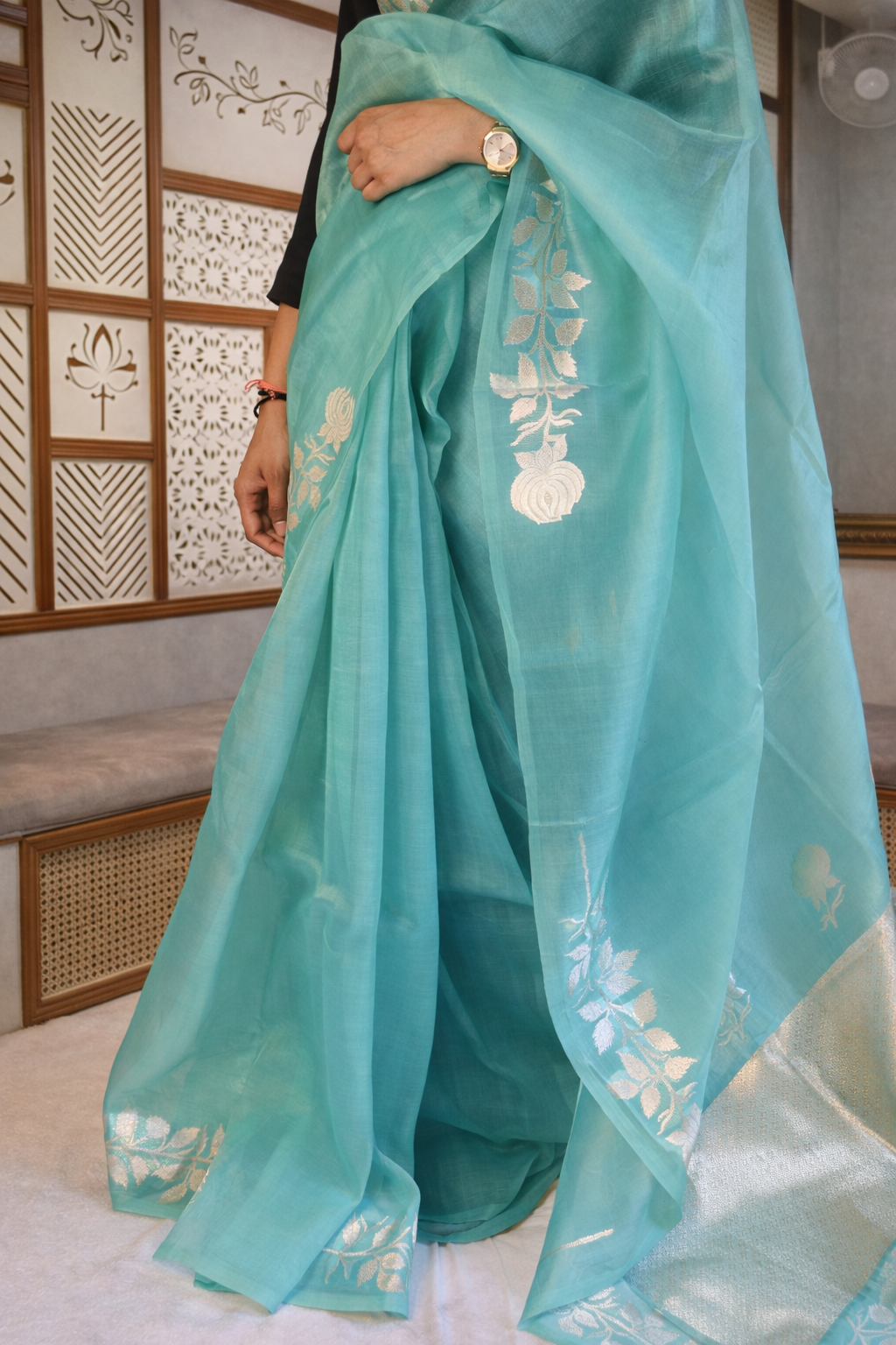 Pre-Order : Gulab Border Handloom Kora Silk Saree - Turquoise