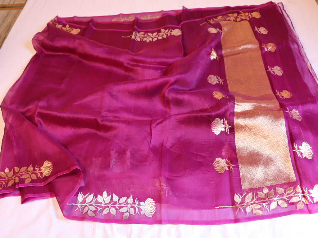 Gulab Border Handloom Kora Silk Saree - Deep Magenta