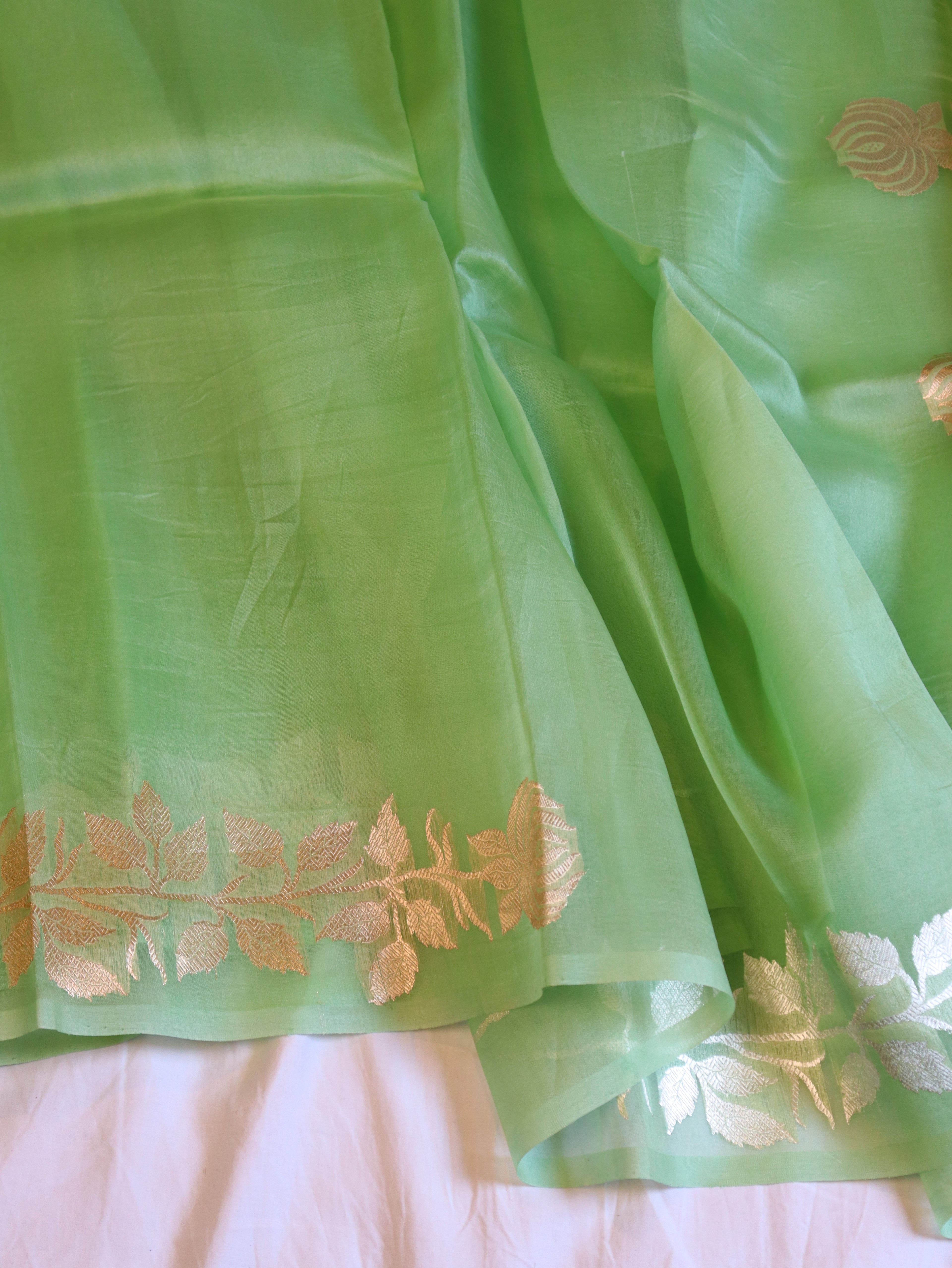 Pre-Order : Gulab Border Handloom Kora Silk Saree - Pantone Green