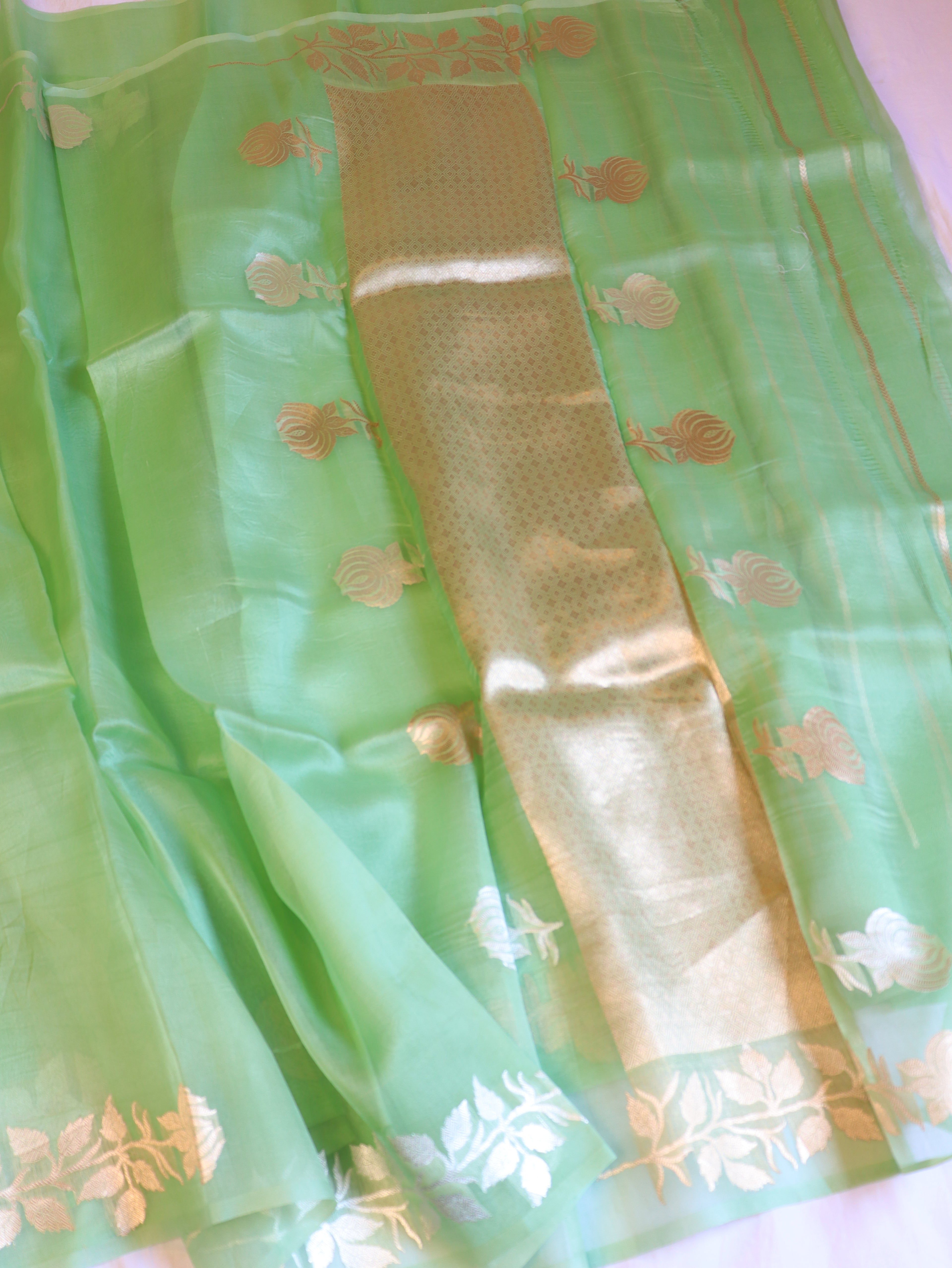 Pre-Order : Gulab Border Handloom Kora Silk Saree - Pantone Green