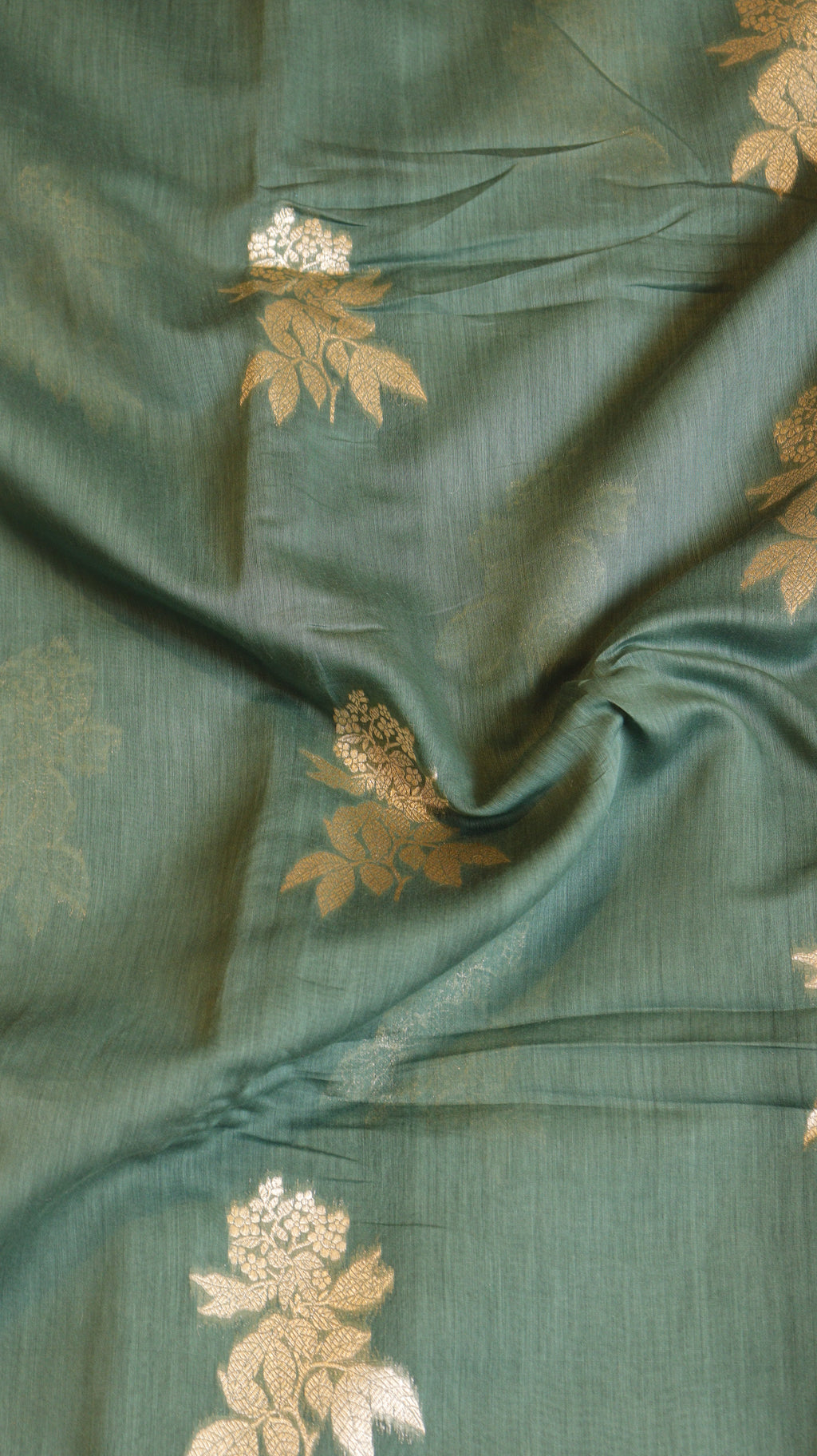 Green Pure Cotton Handloom Saree with Brocade Blouse