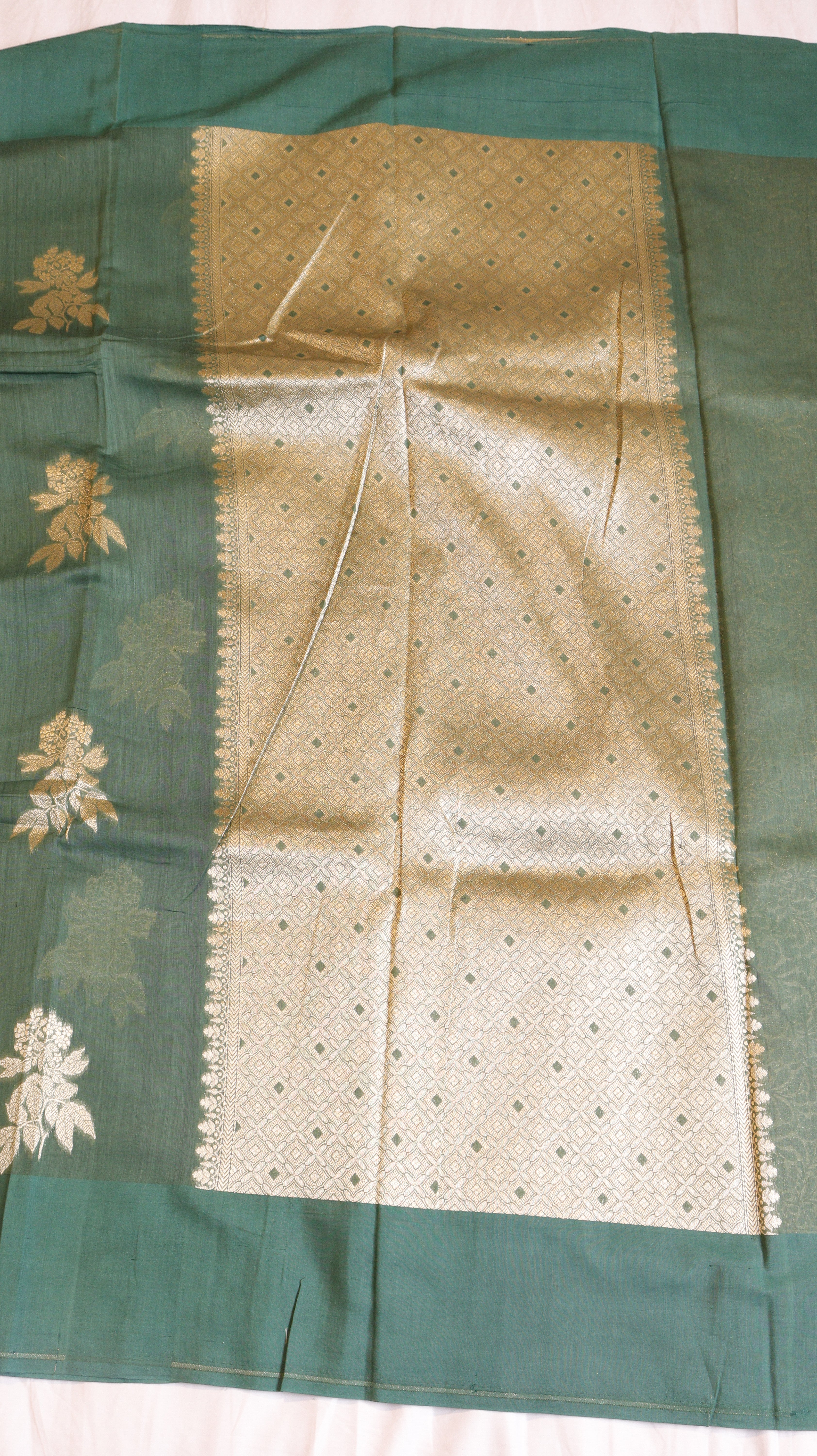 Green Pure Cotton Handloom Saree with Brocade Blouse