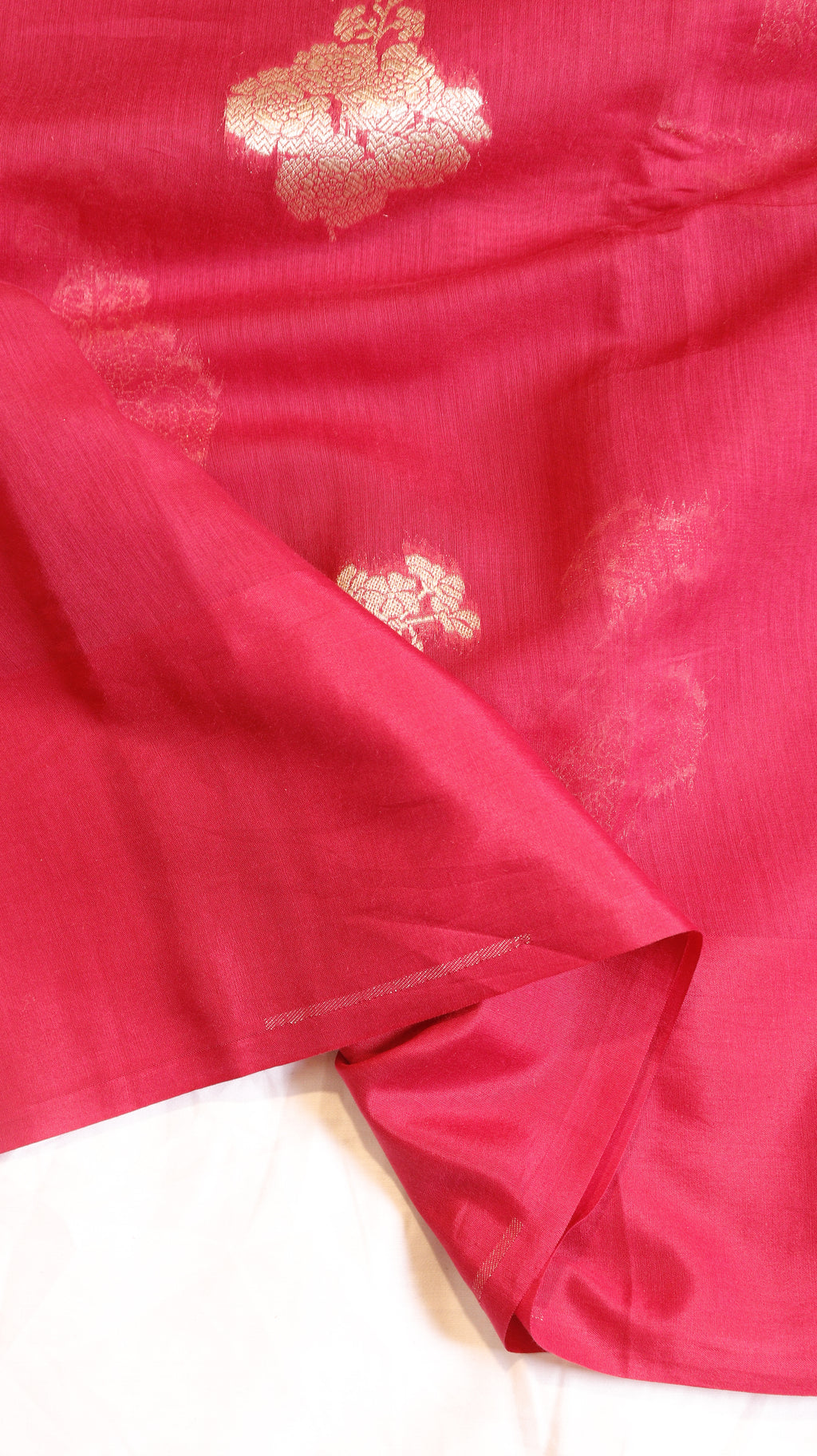 Red Cotton Handloom Saree with Brocade Blouse