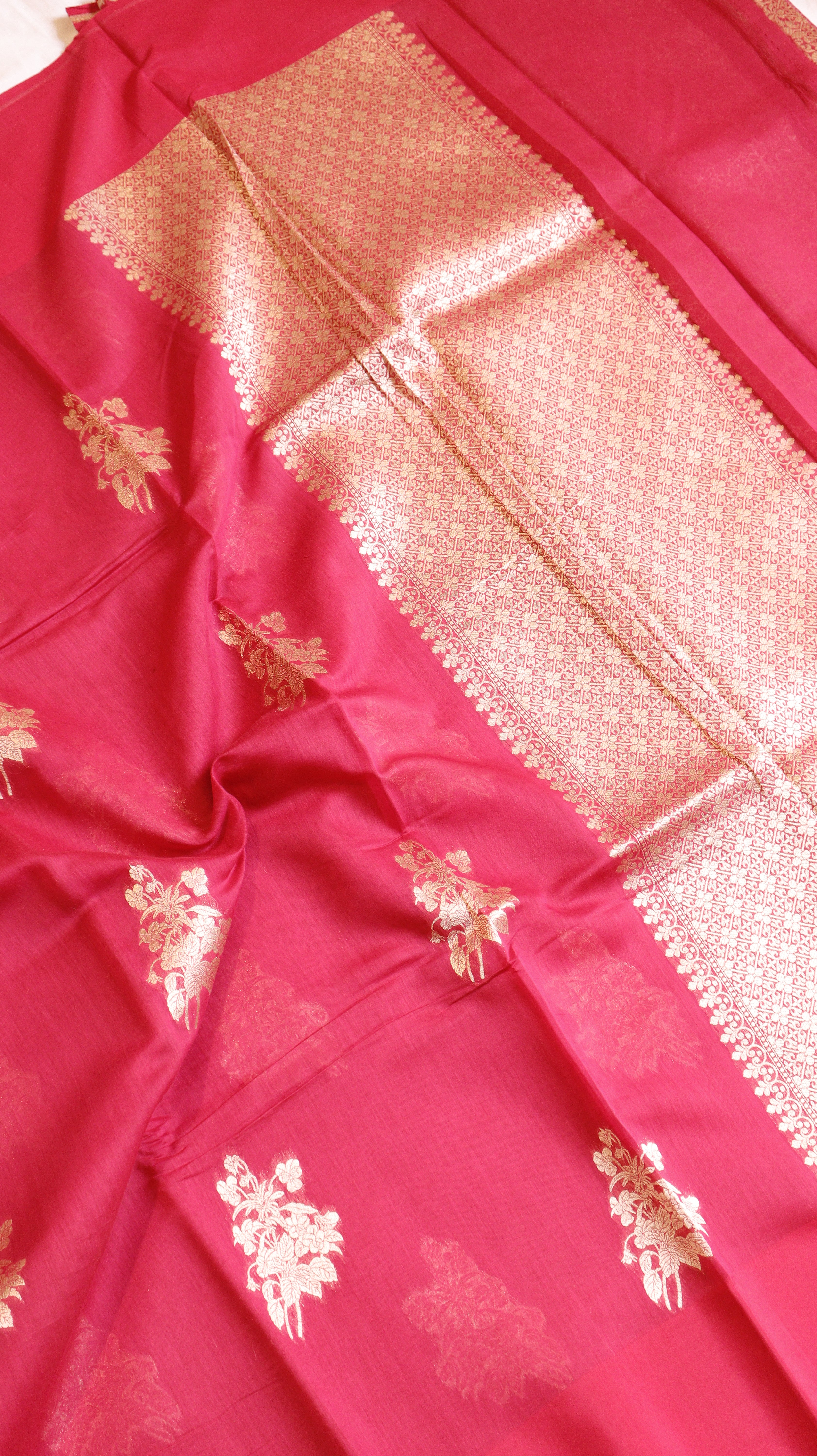 Red Pure Cotton Handloom Saree with Brocade Blouse