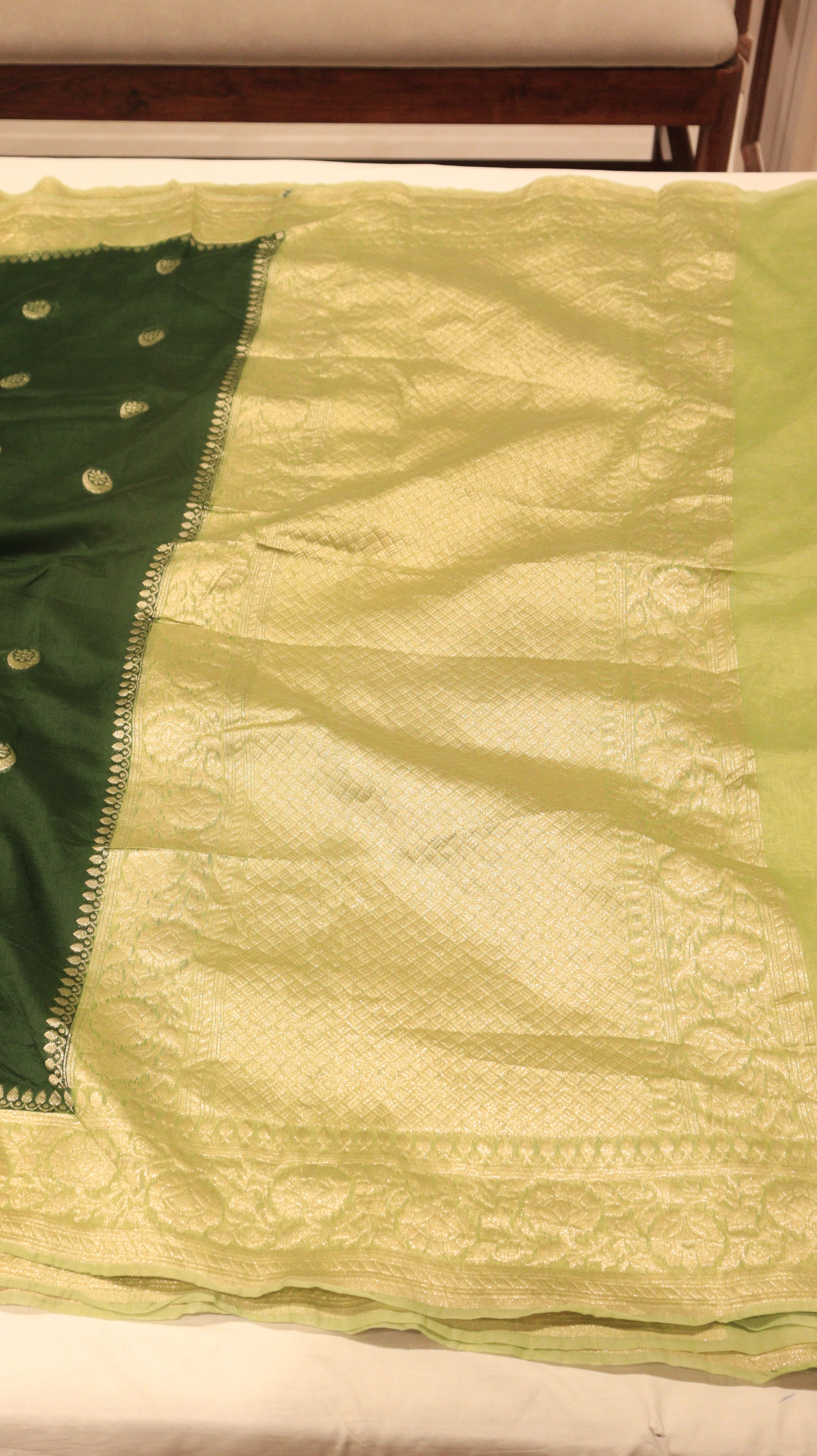 Pre-Order : Chand Phool Moonga Muslin Saree