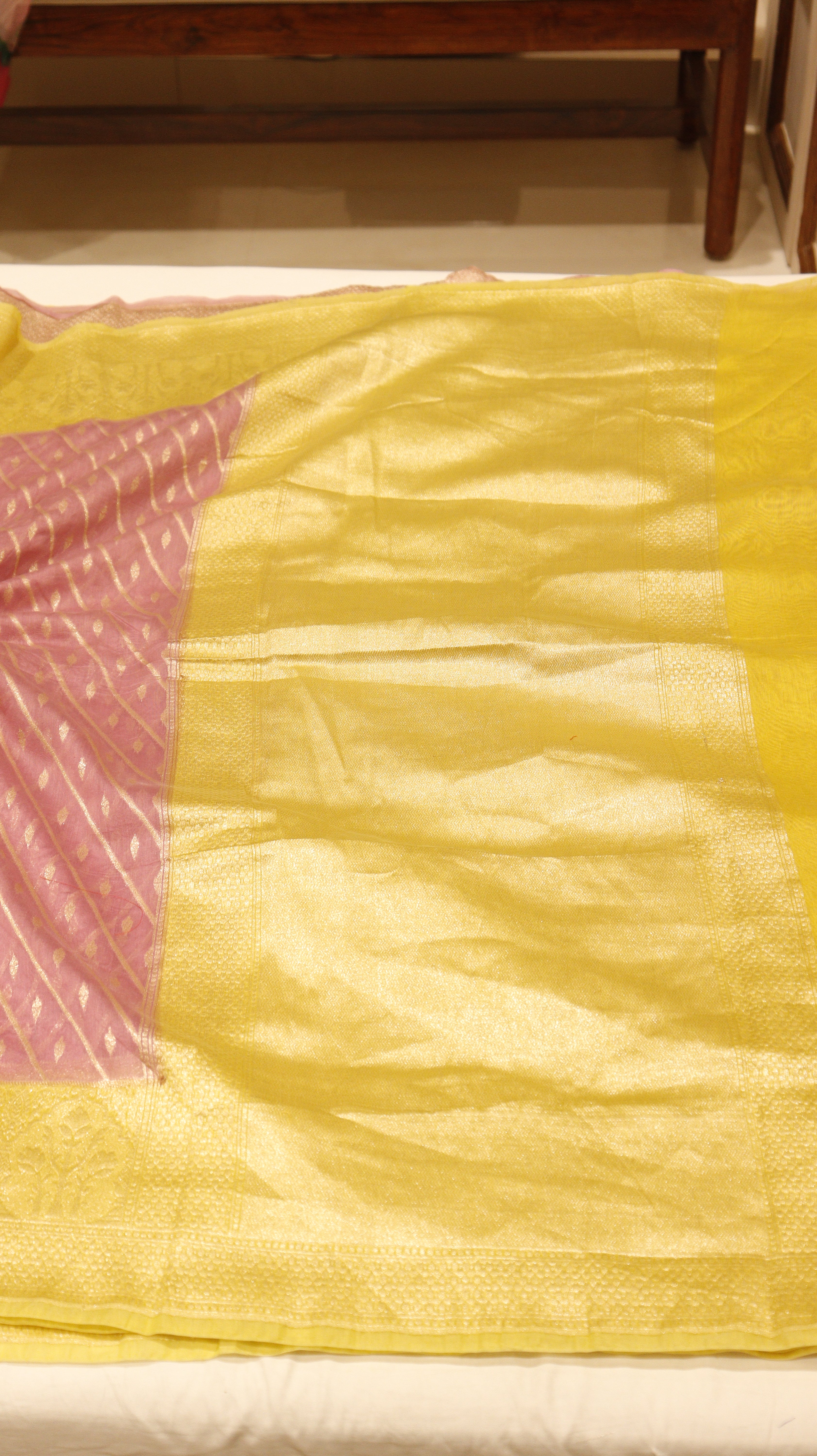 Pre-Order : Pure Moonga Muslin Saree