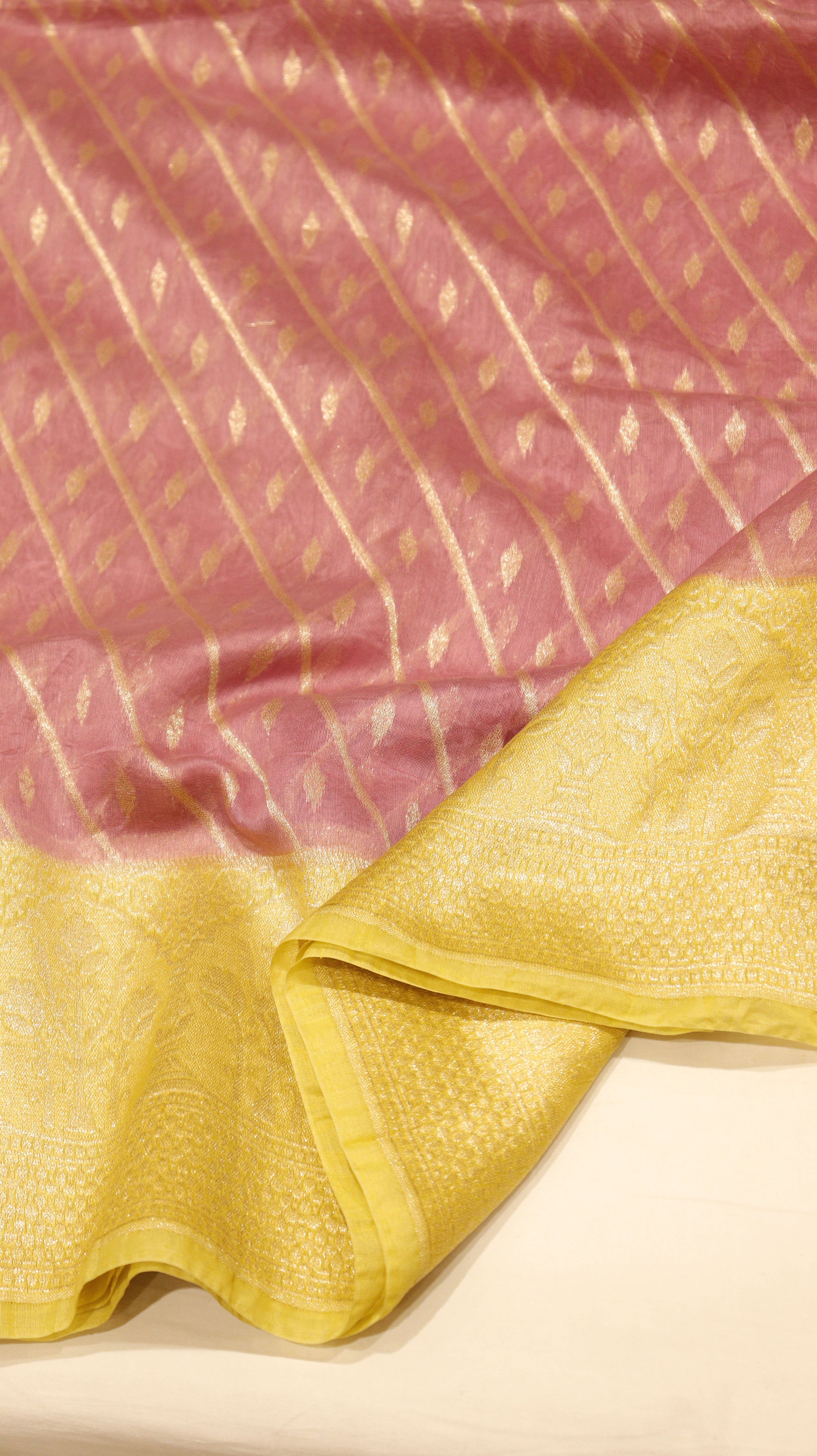 Pre-Order : Pure Moonga Muslin Saree