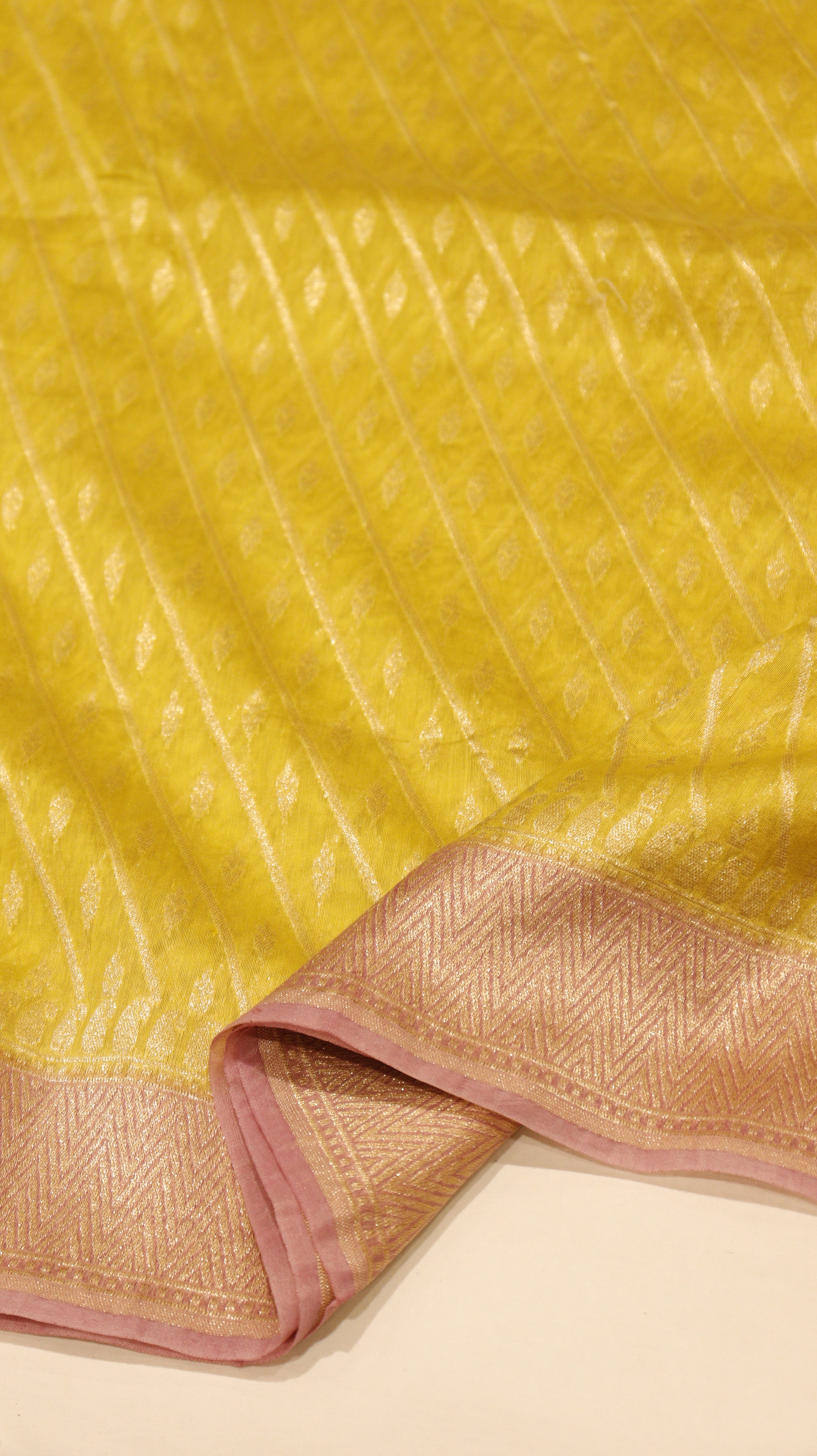Pre-Order : Pure Moonga Muslin Saree