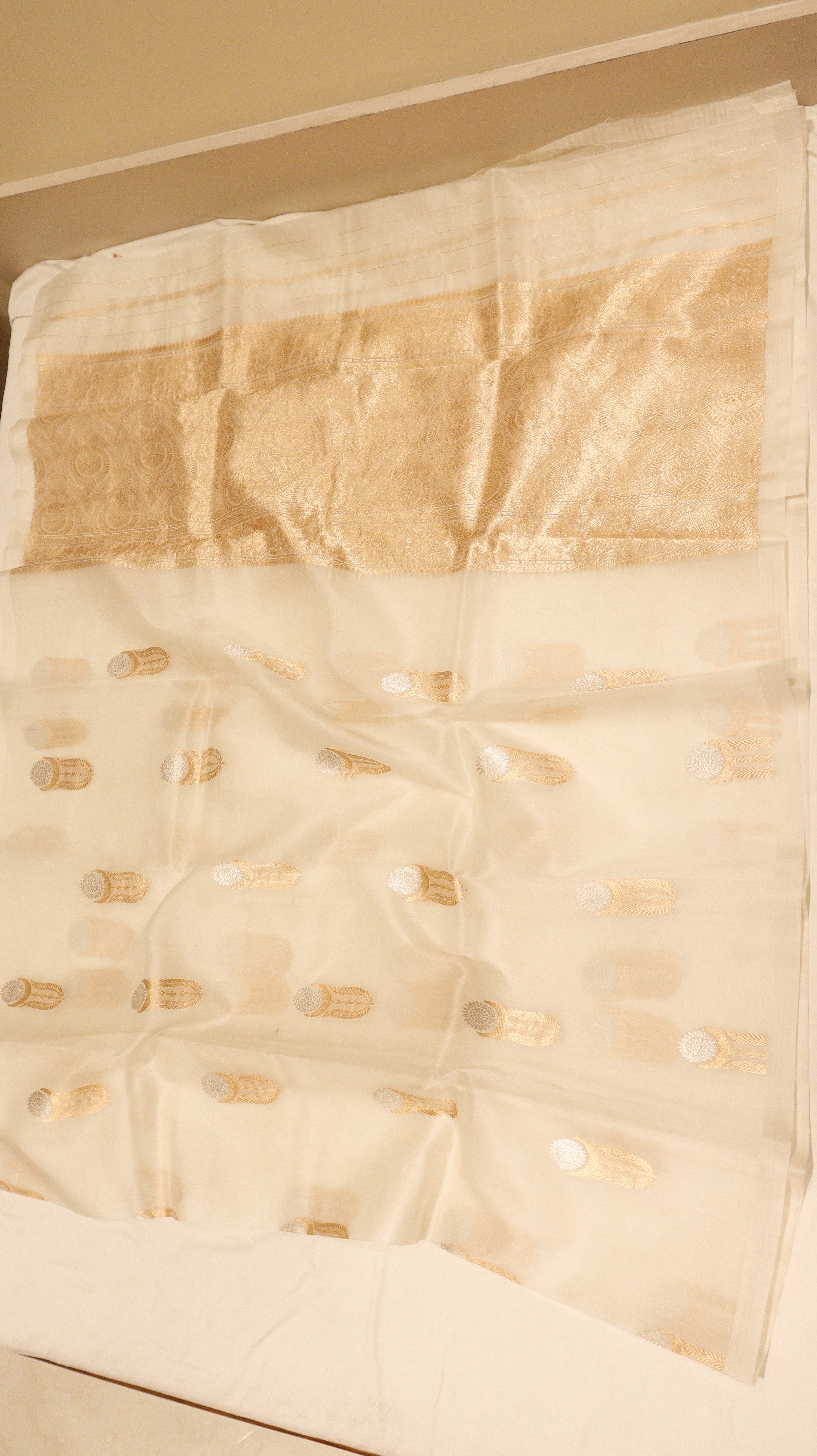 Pre-Order : Handloom Pure Kora Silk Saree