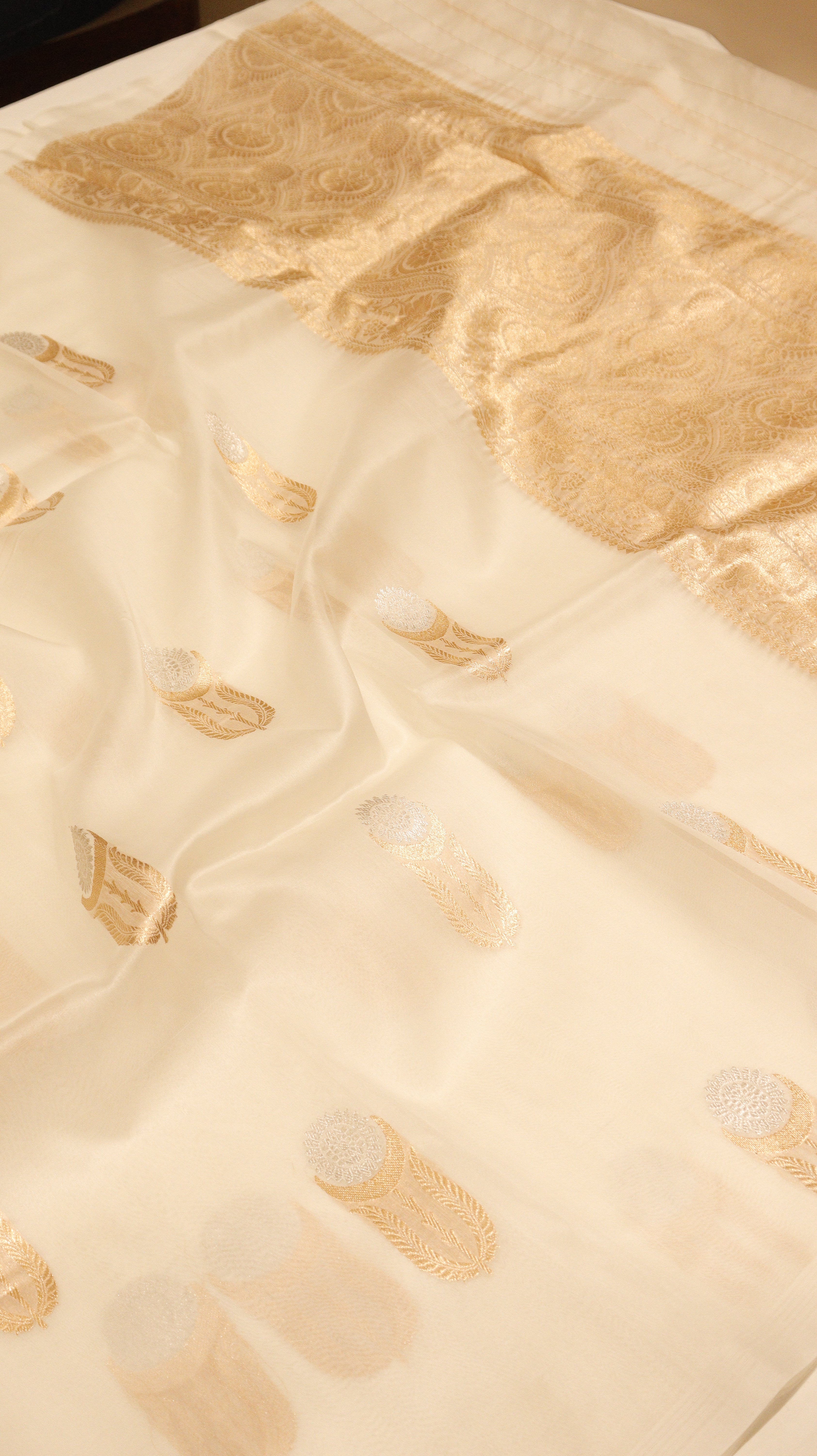 Pre-Order : Handloom Pure Kora Silk Saree